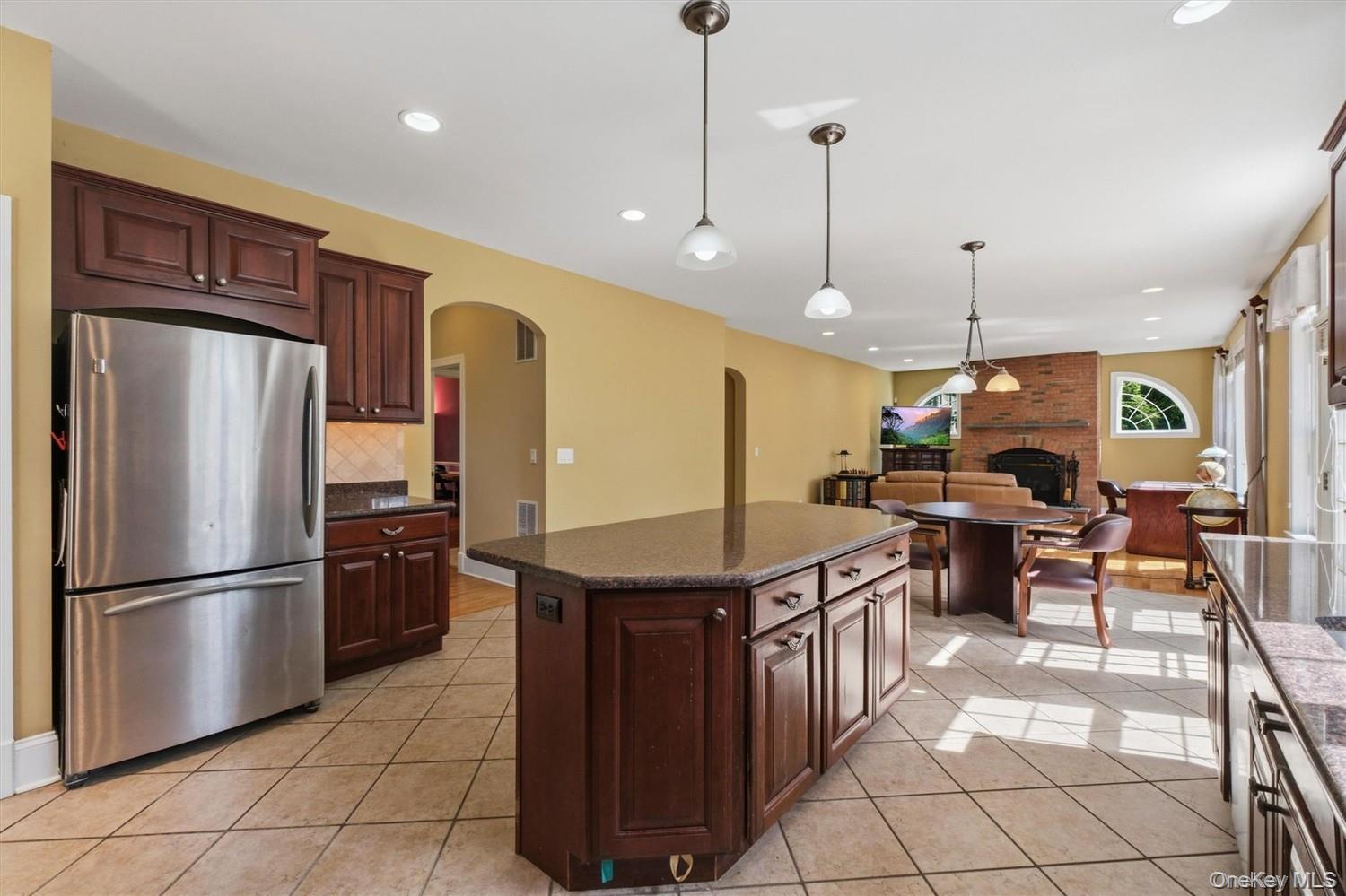 Single Family Arbor Court Dutchess County, NY 12603, MLS-1047033-9