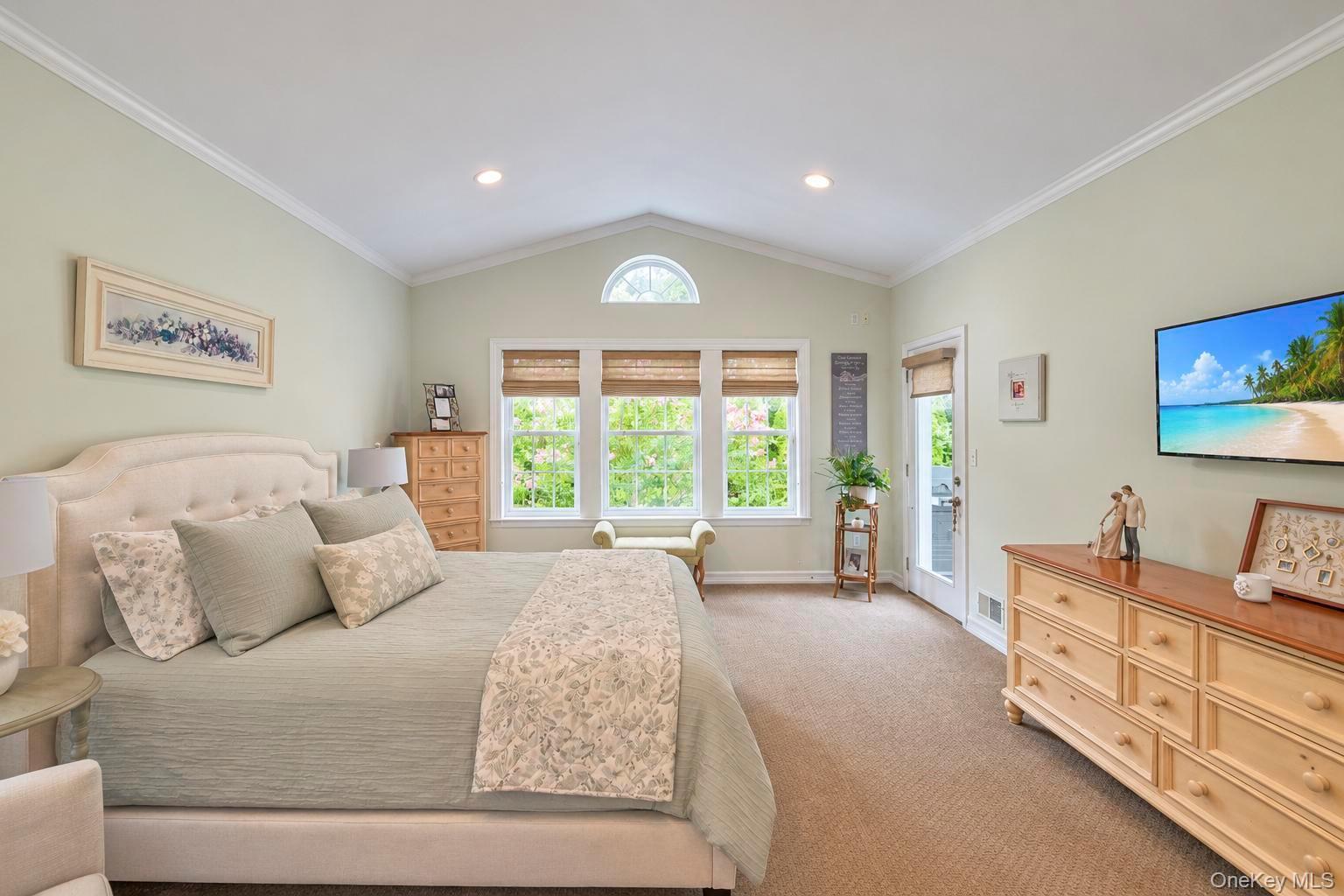 Single Family Wood Hollow Drive  Suffolk County, NY 11977, MLS-1047038-26