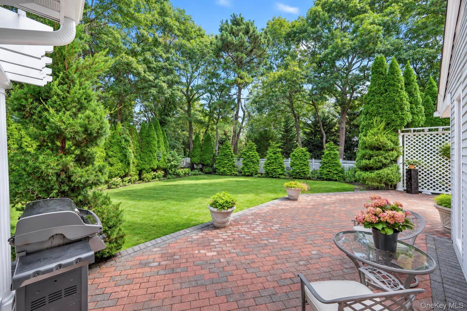 Single Family Wood Hollow Drive  Suffolk County, NY 11977, MLS-1047038-45