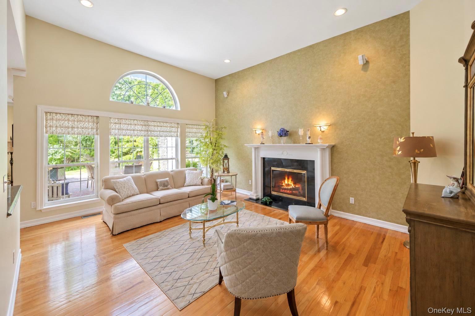 Single Family Wood Hollow Drive  Suffolk County, NY 11977, MLS-1047038-5