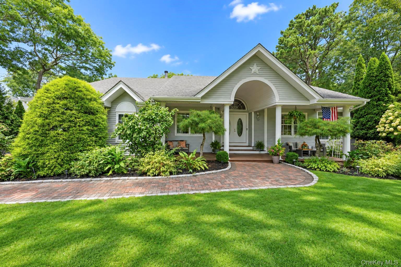 Single Family Wood Hollow Drive  Suffolk County, NY 11977, MLS-1047038-50
