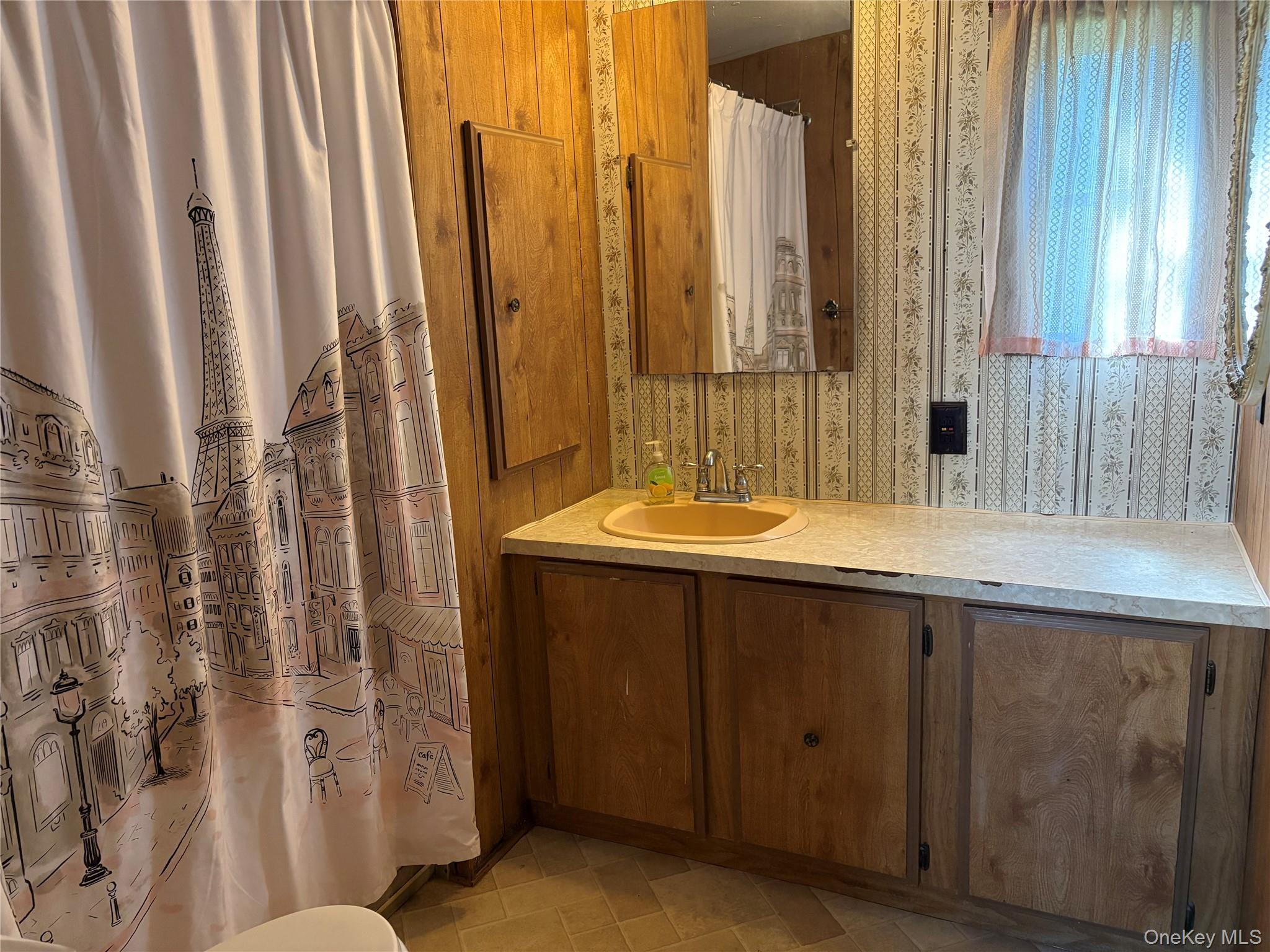 Single Family Riverleigh Suffolk County, NY 11901, MLS-1047053-5