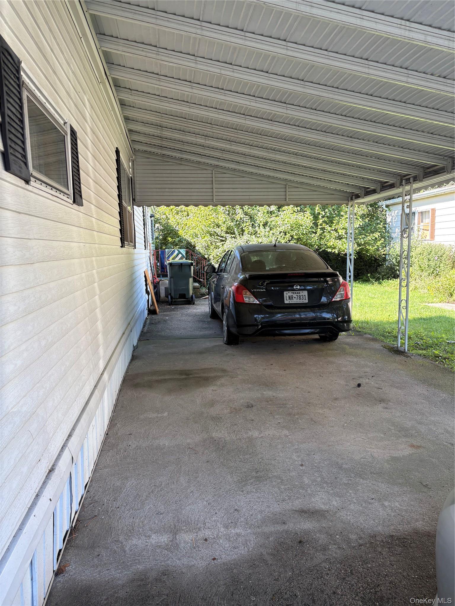 Single Family Riverleigh  Suffolk County, NY 11901, MLS-1047053-7