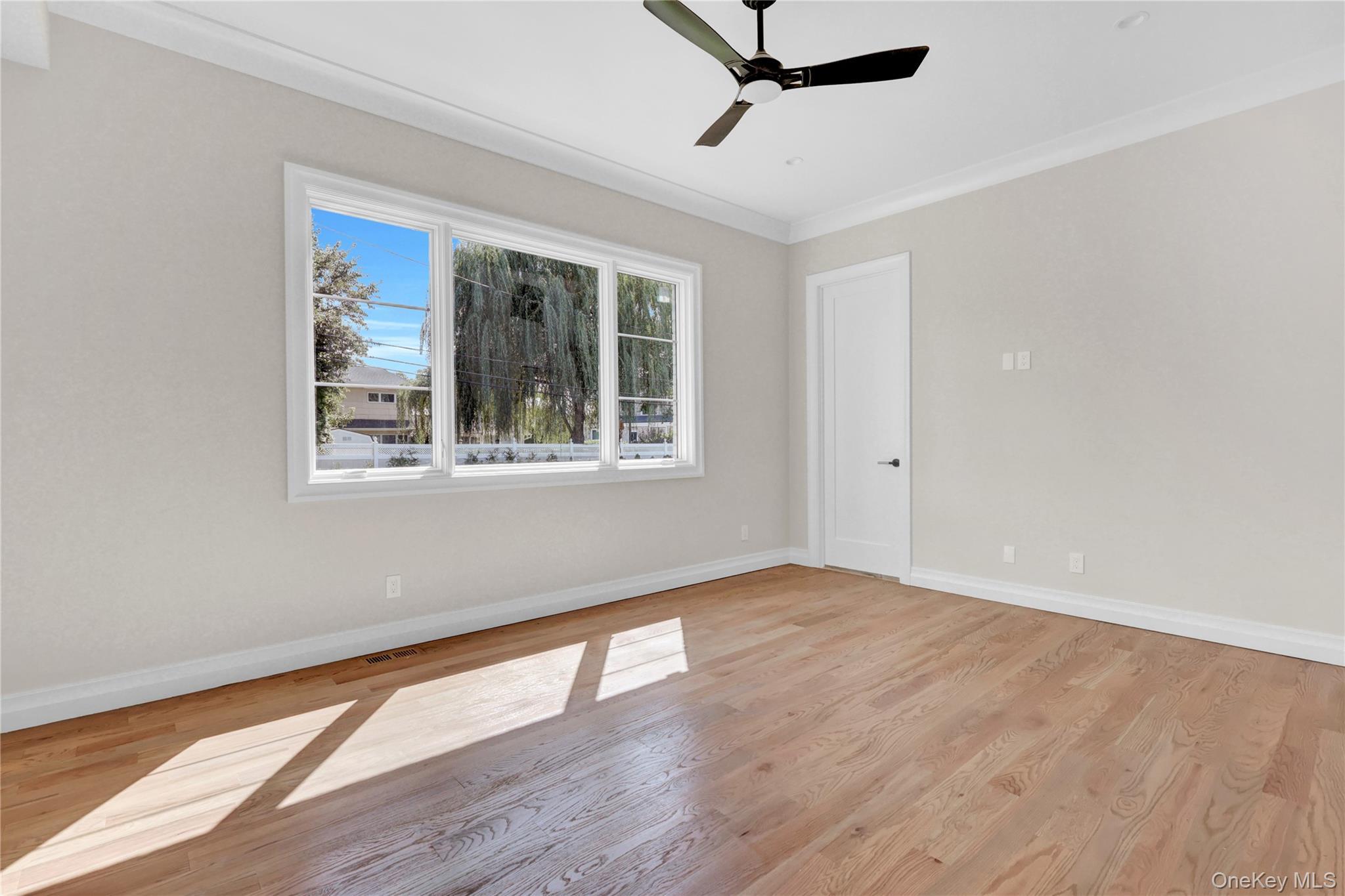 Single Family Hemlock Lane  Nassau County, NY 11577, MLS-1047055-21