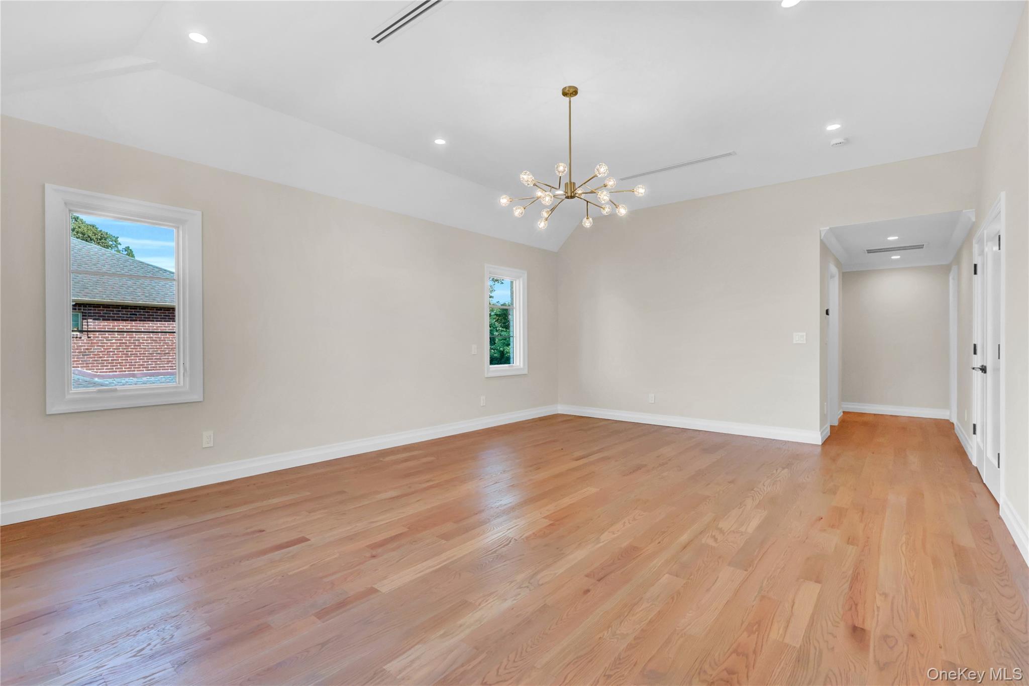 Single Family Hemlock Lane  Nassau County, NY 11577, MLS-1047055-27