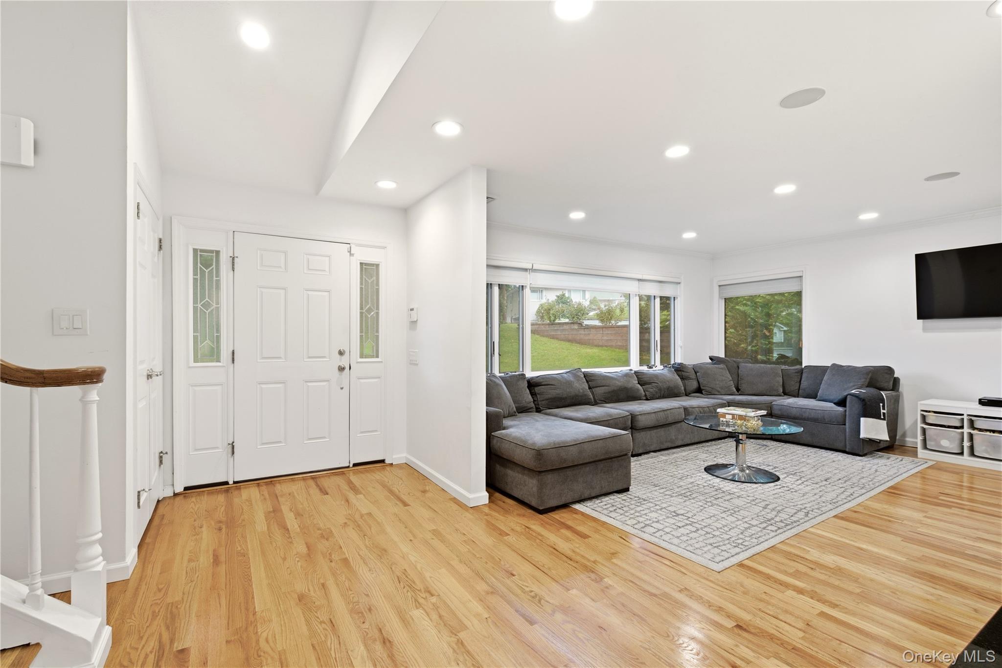 Single Family Sycamore Drive Nassau County, NY 11576, MLS-1047058-6