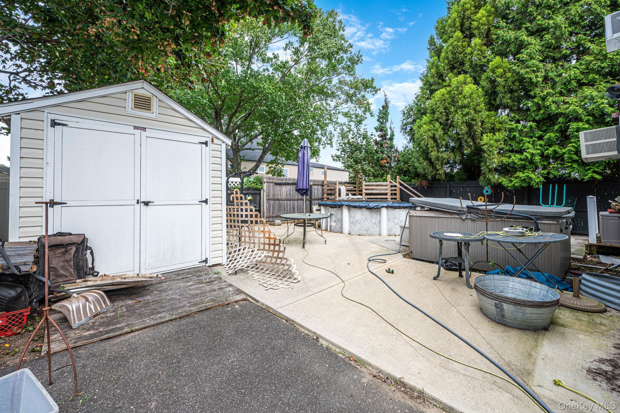Single Family Dewey Place Suffolk County, NY 11757, MLS-1047073-21