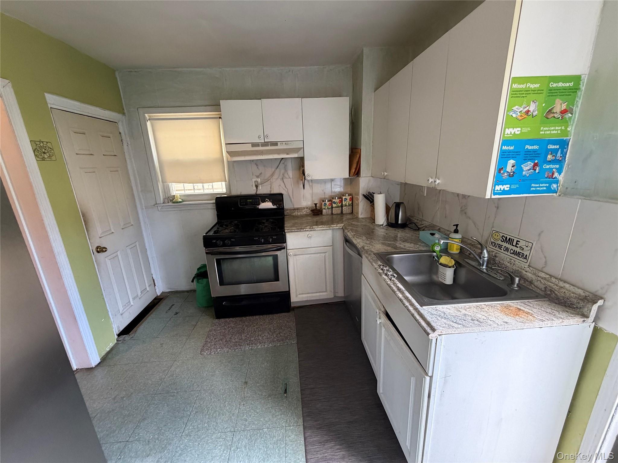 Single Family 59th Street Queens, NY 11377, MLS-1047084-16