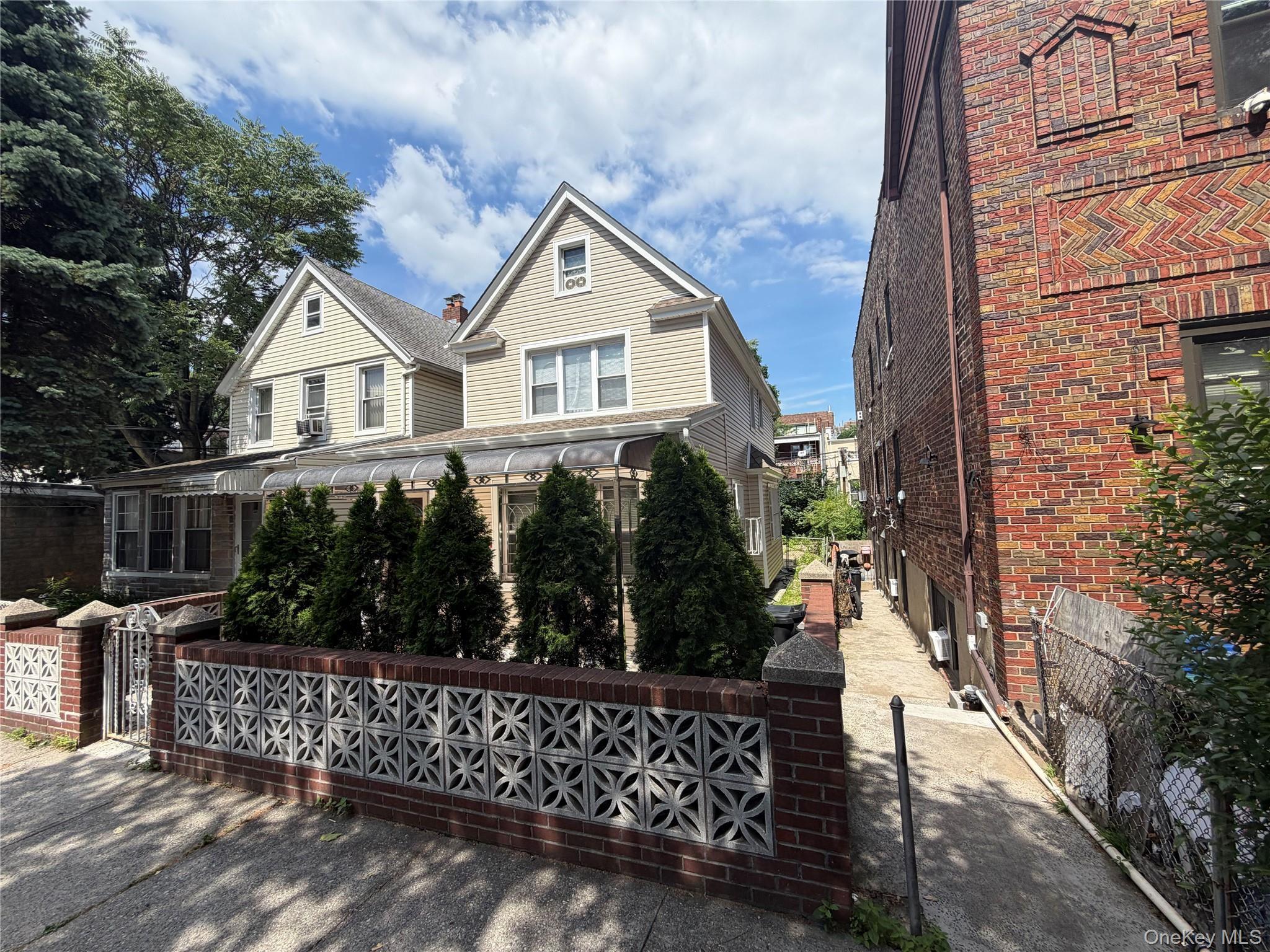 Single Family 59th Street Queens, NY 11377, MLS-1047084-3