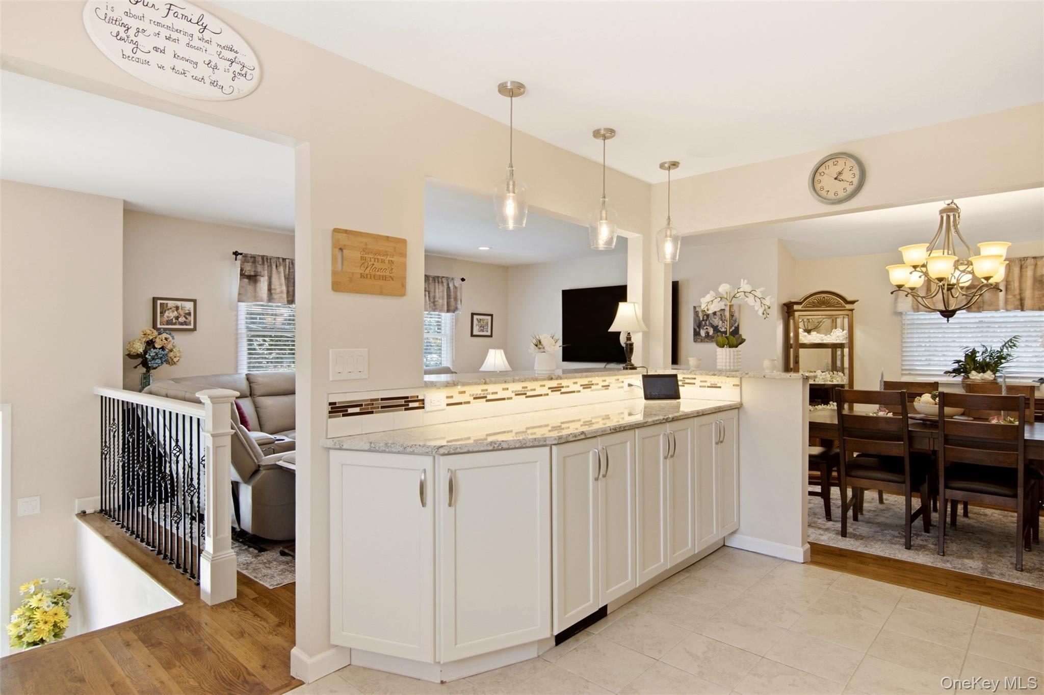 Single Family Holbrook Avenue  Suffolk County, NY 11779, MLS-1047093-15