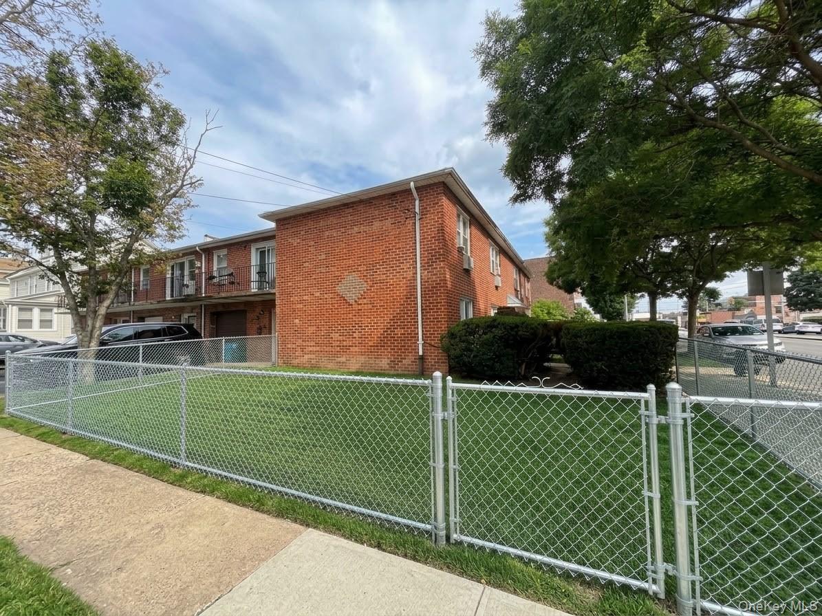 Single Family Braddock Avenue Queens, NY 11428, MLS-1047100-2