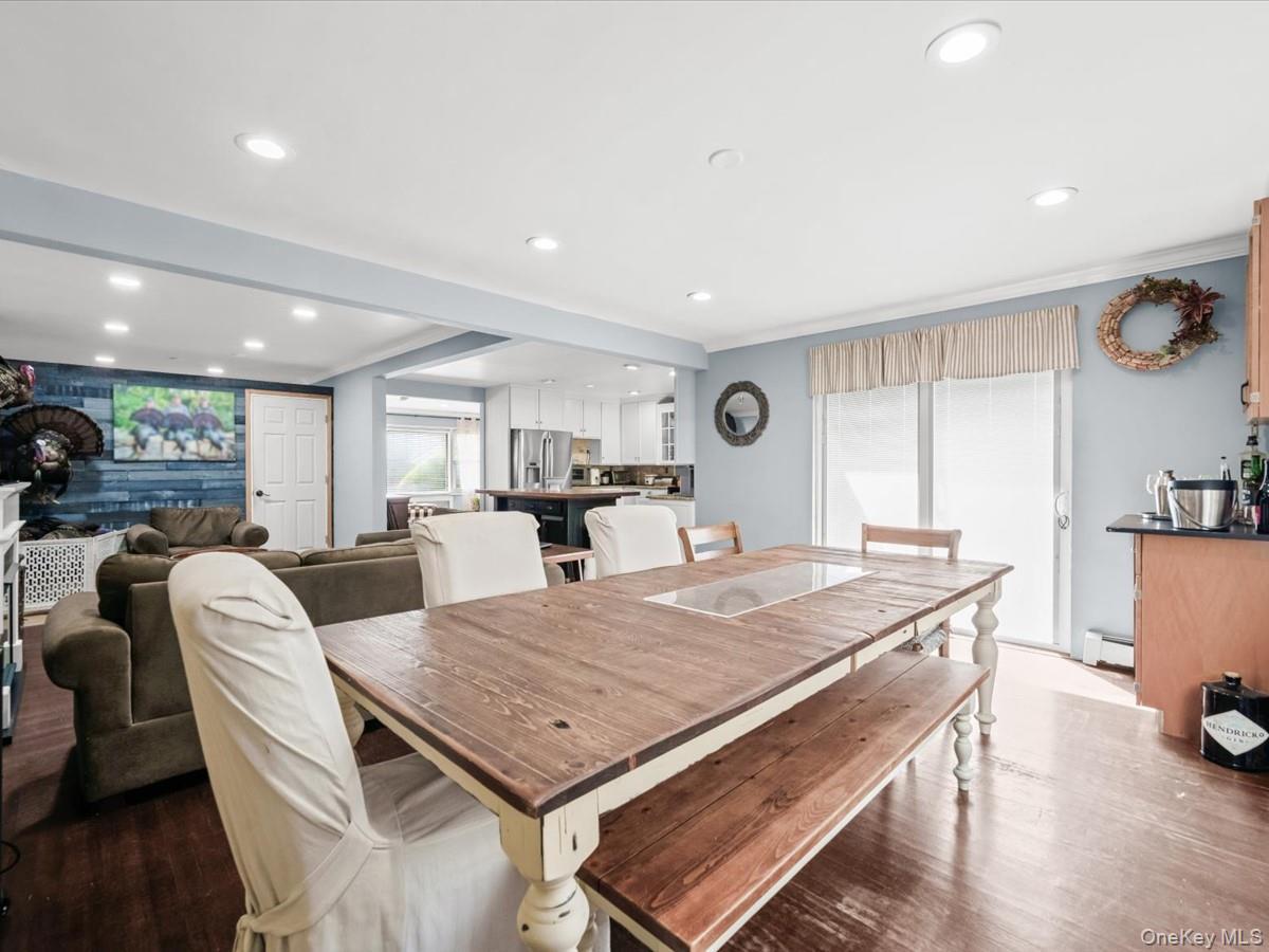 Single Family Barberry Road Nassau County, NY 11793, MLS-1047102-6