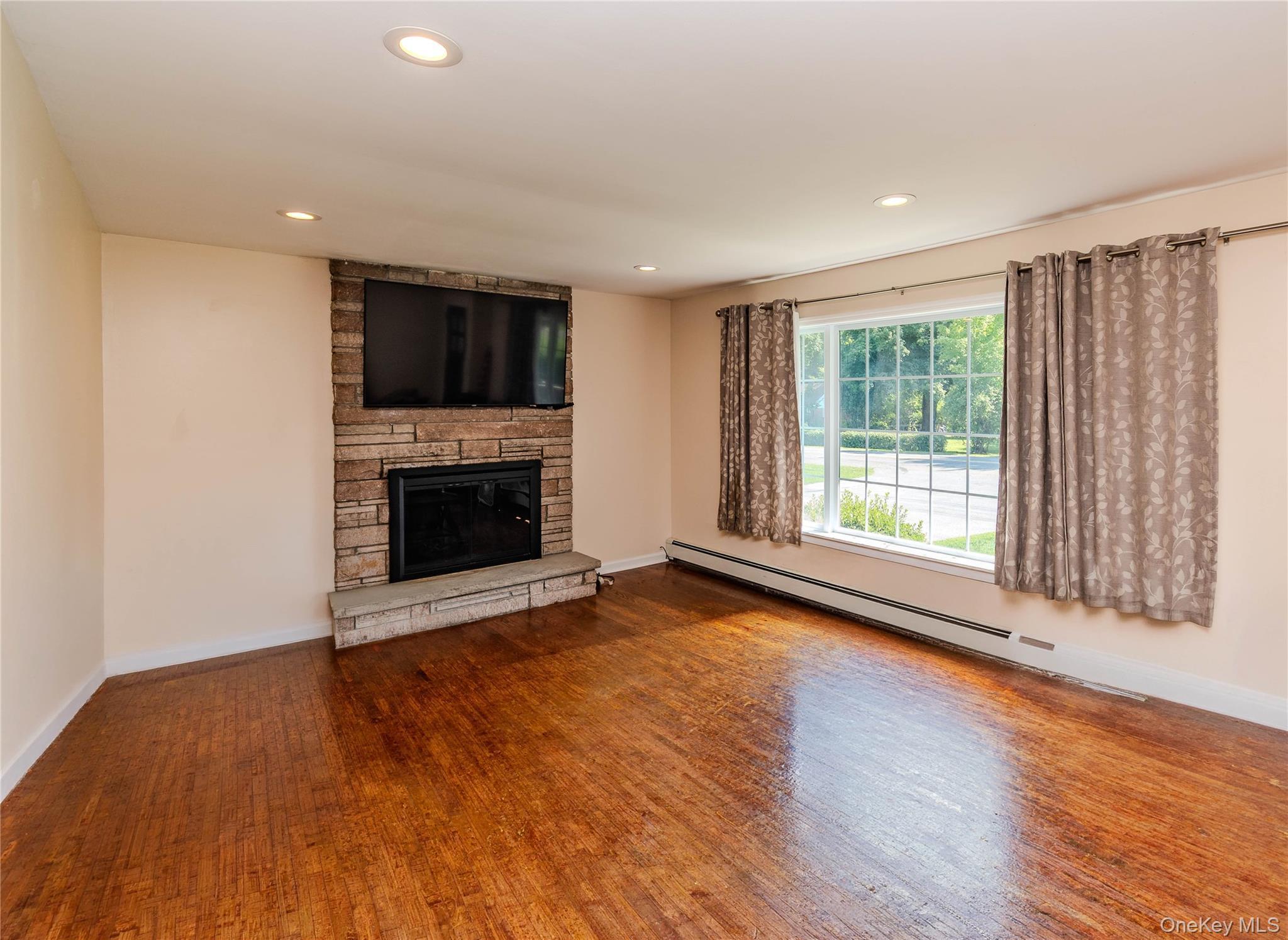 Single Family Closs Drive Dutchess County, NY 12572, MLS-1047112-4