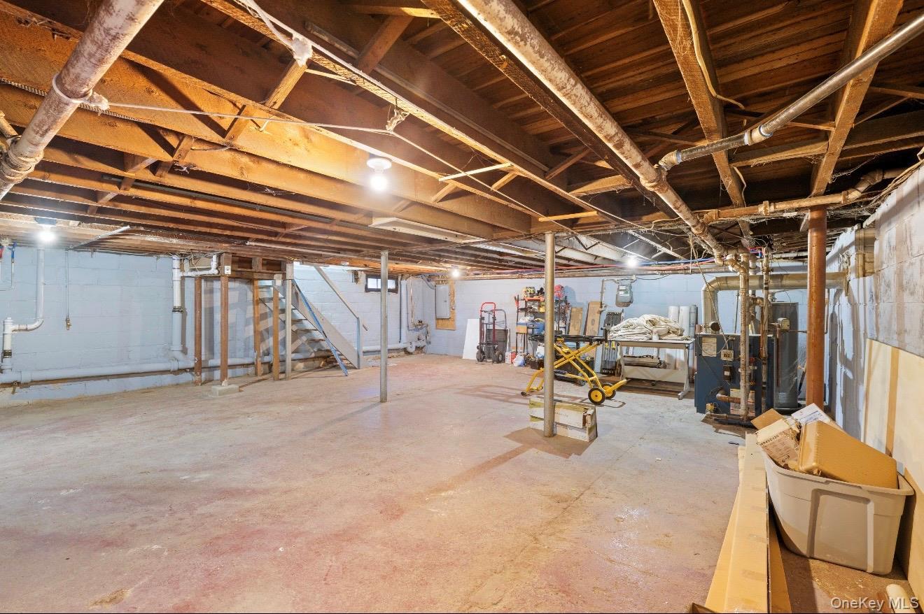 Single Family Lena Avenue  Nassau County, NY 11520, MLS-1047130-15
