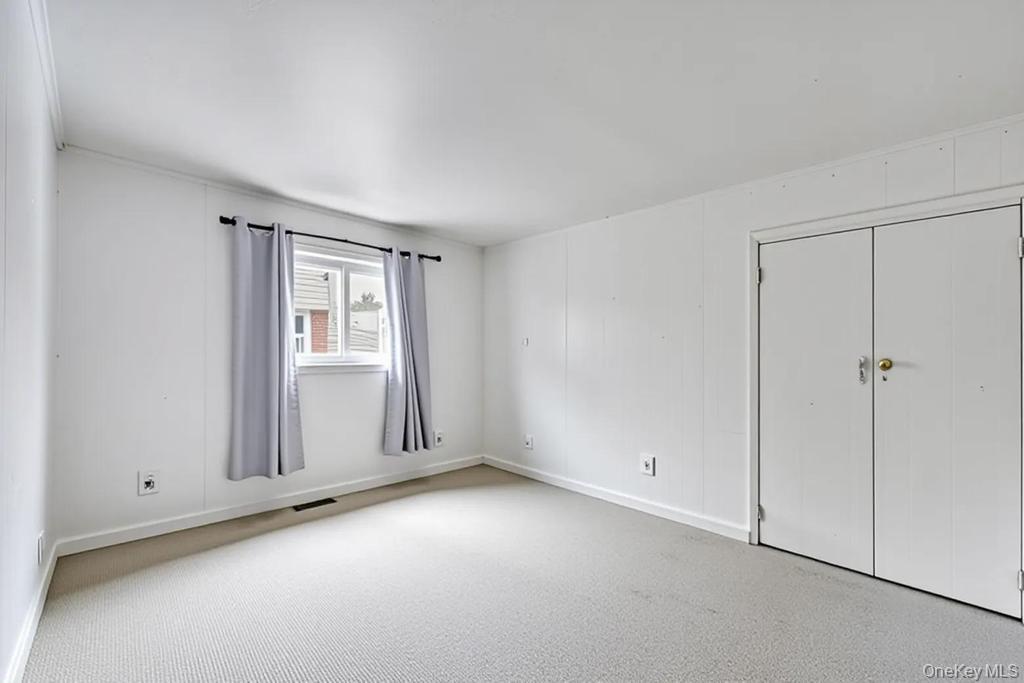Single Family 149th Road Queens, NY 11422, MLS-1047133-22