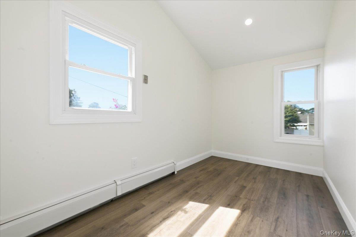 Single Family Stonecutter Road  Nassau County, NY 11756, MLS-1047134-11