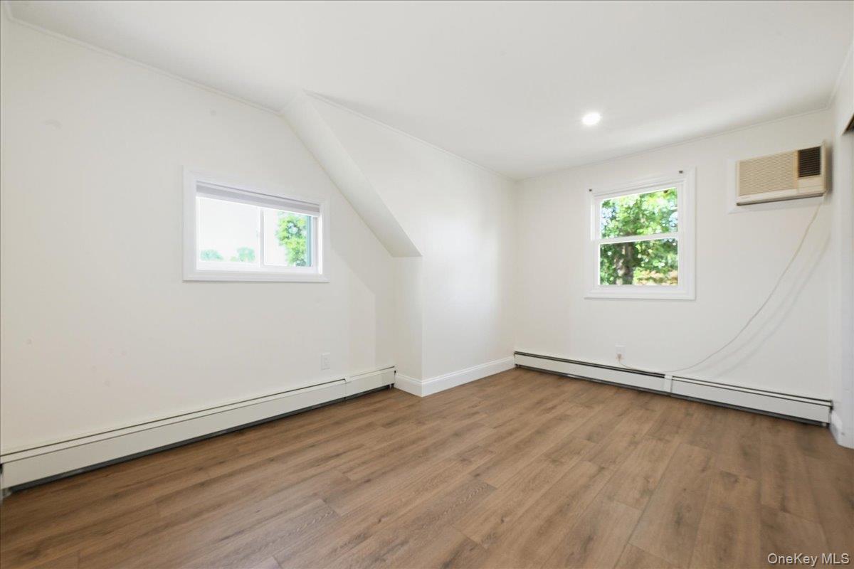 Single Family Stonecutter Road  Nassau County, NY 11756, MLS-1047134-12