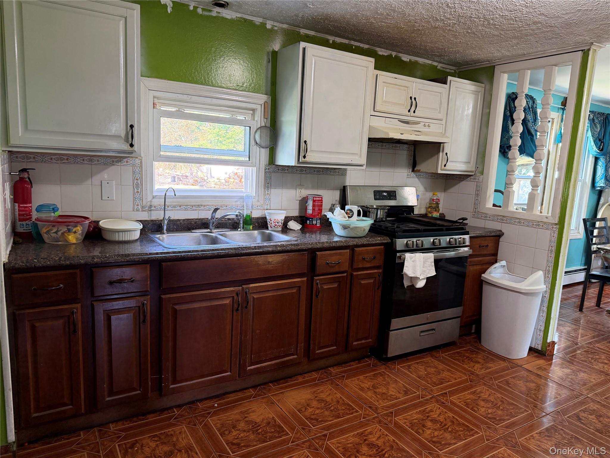 Single Family Michigan Avenue Suffolk County, NY 11706, MLS-1047137-6