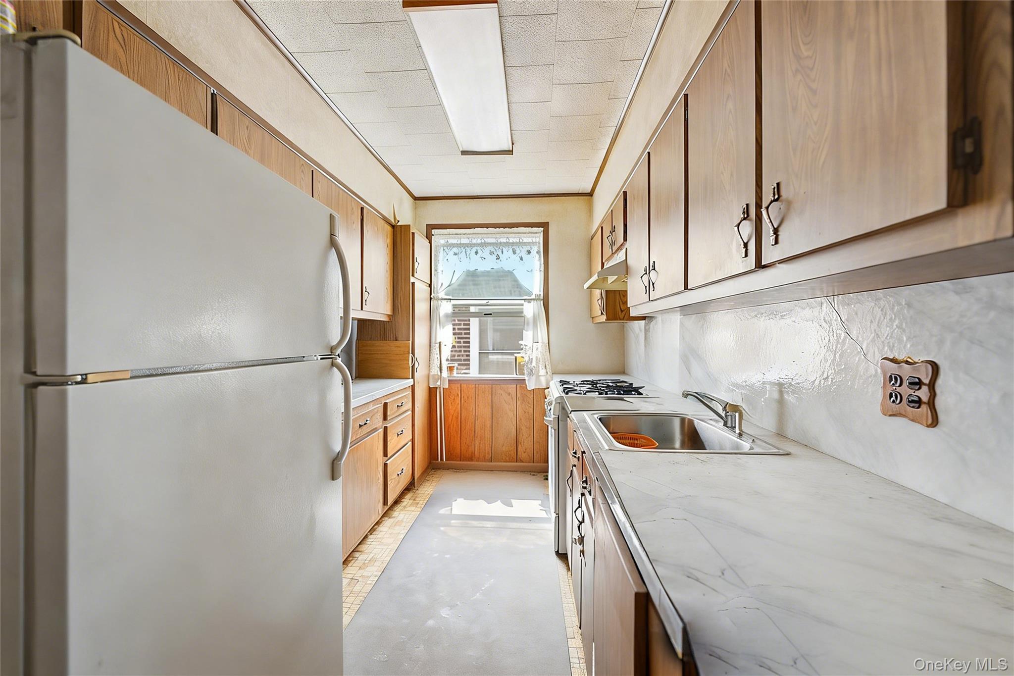 Single Family 61st Street  Queens, NY 11378, MLS-1047143-15