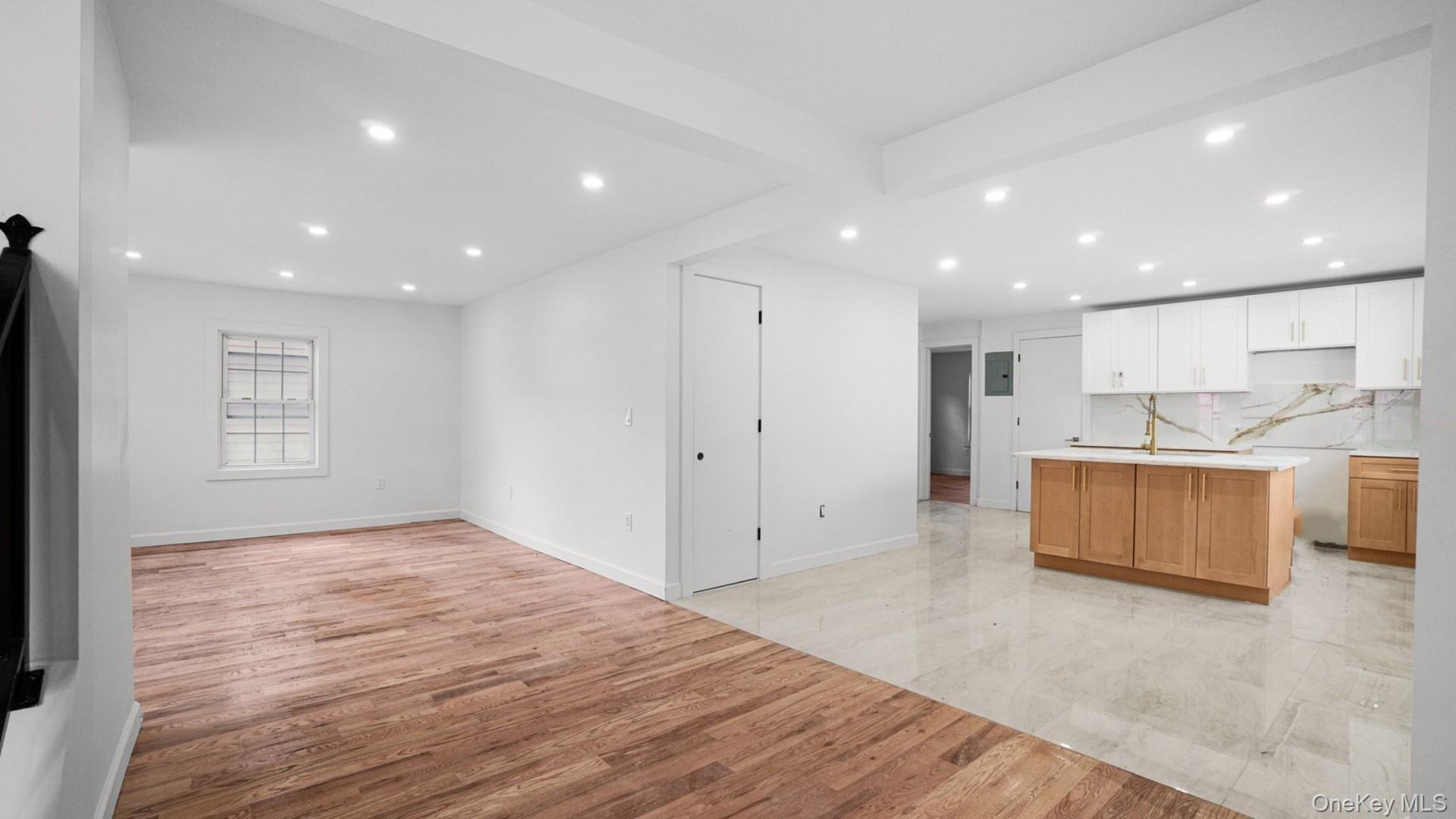 Single Family E 238th Street Bronx, NY 10470, MLS-1047147-10