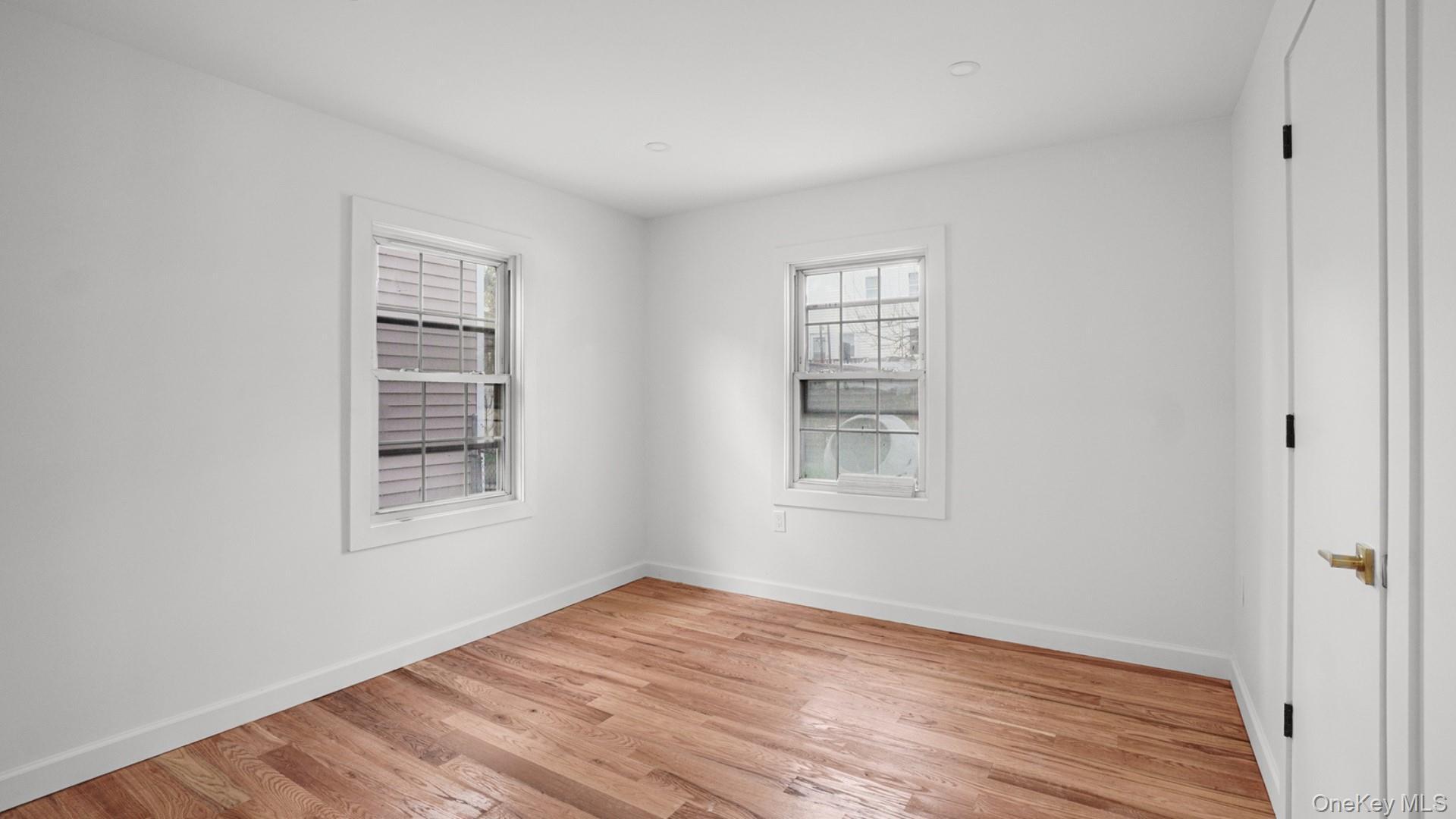 Single Family E 238th Street Bronx, NY 10470, MLS-1047147-12