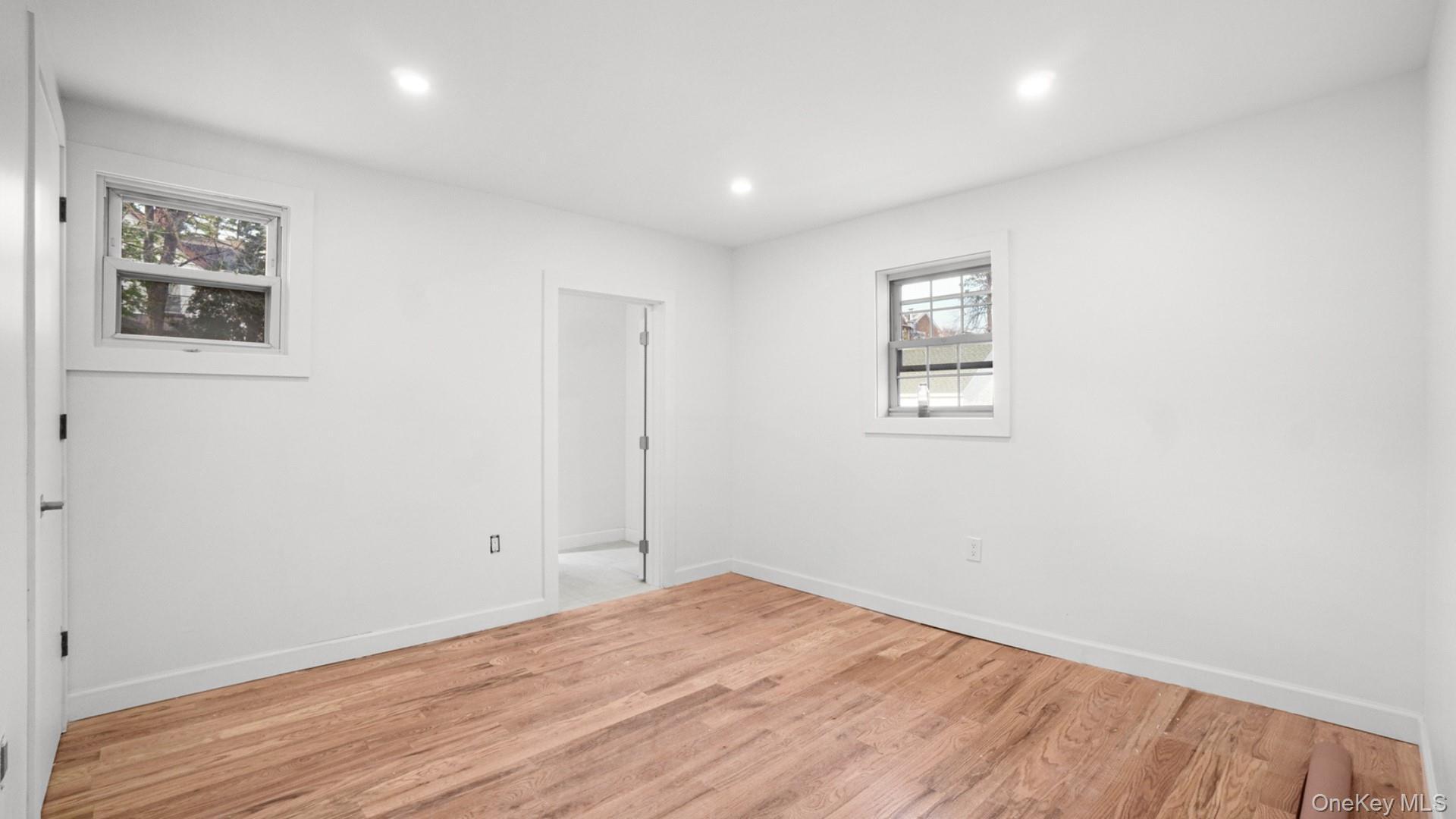 Single Family E 238th Street Bronx, NY 10470, MLS-1047147-13