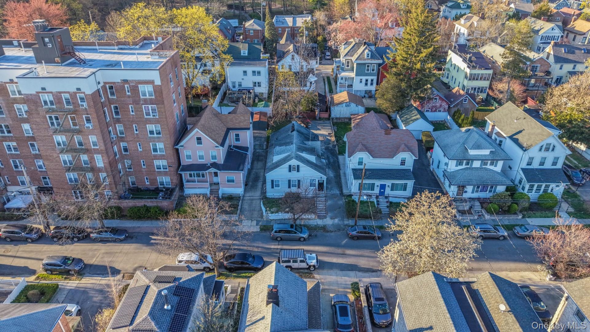 Single Family E 238th Street Bronx, NY 10470, MLS-1047147-24
