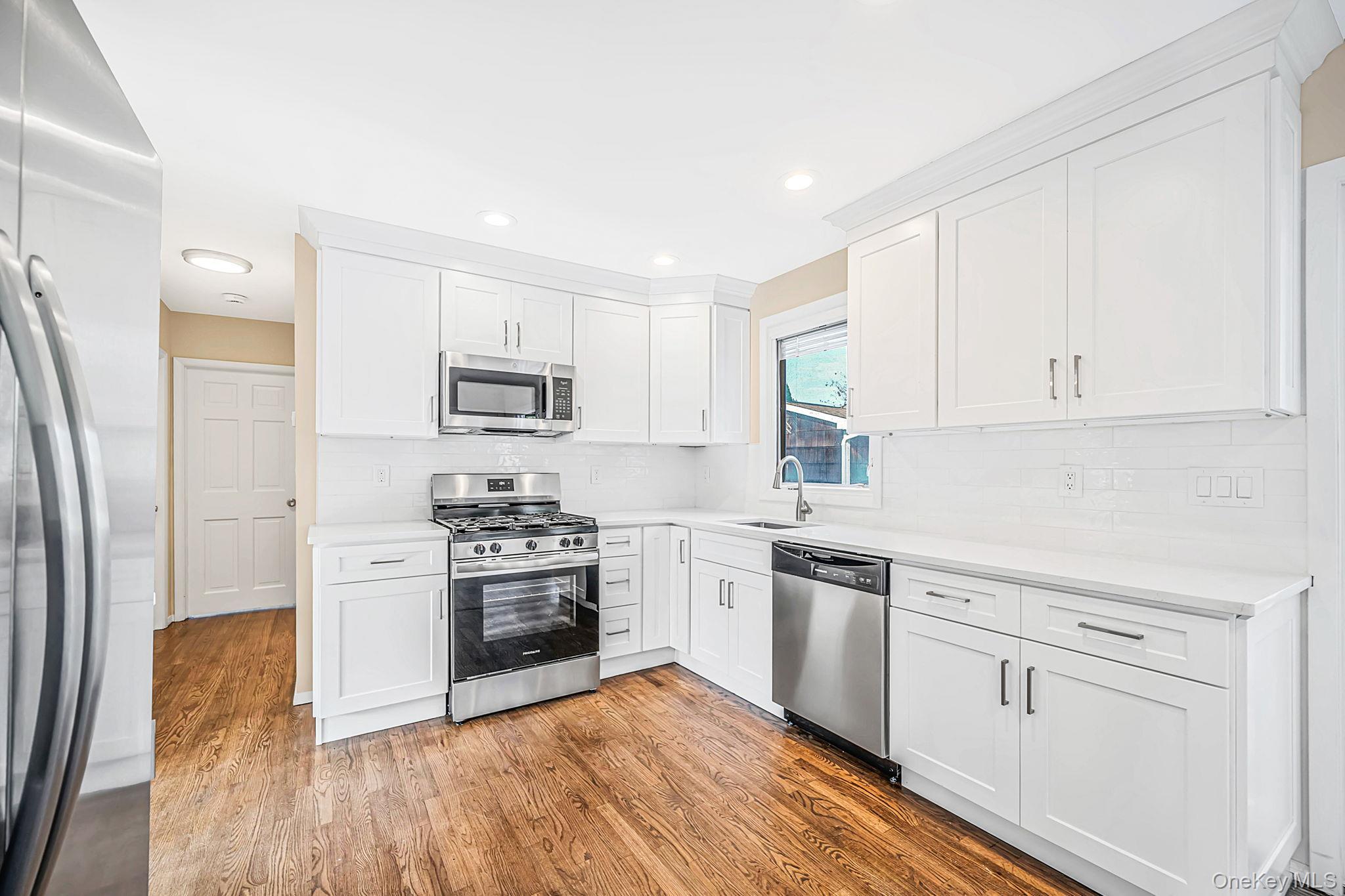 Single Family Colony Road  Suffolk County, NY 11776, MLS-1047156-10