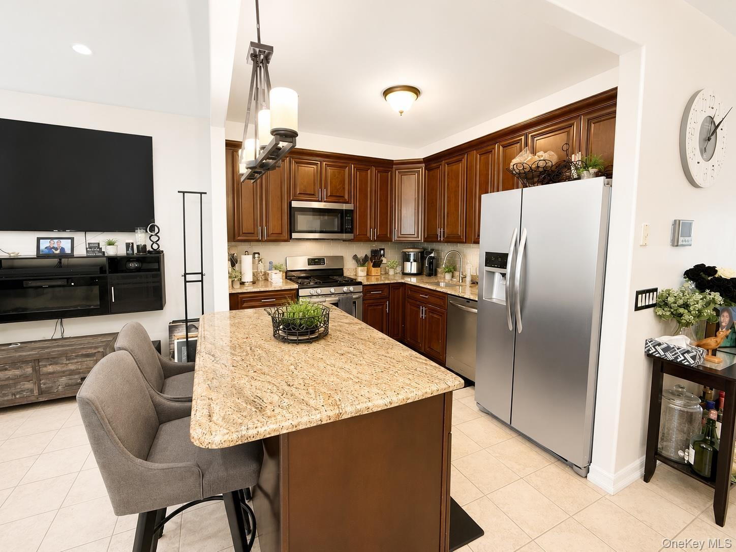 Single Family Beach Breeze Place Queens, NY 11692, MLS-1047164-2