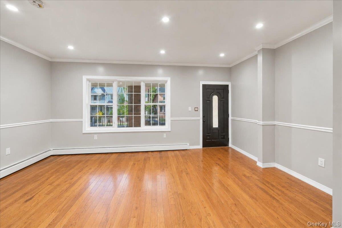 Single Family 117th Road Queens, NY 11412, MLS-1047182-4
