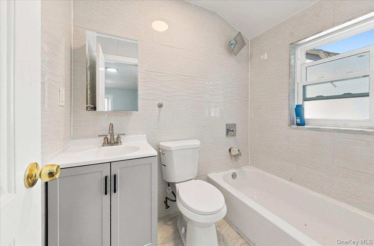 Single Family 117th Road Queens, NY 11412, MLS-1047182-7
