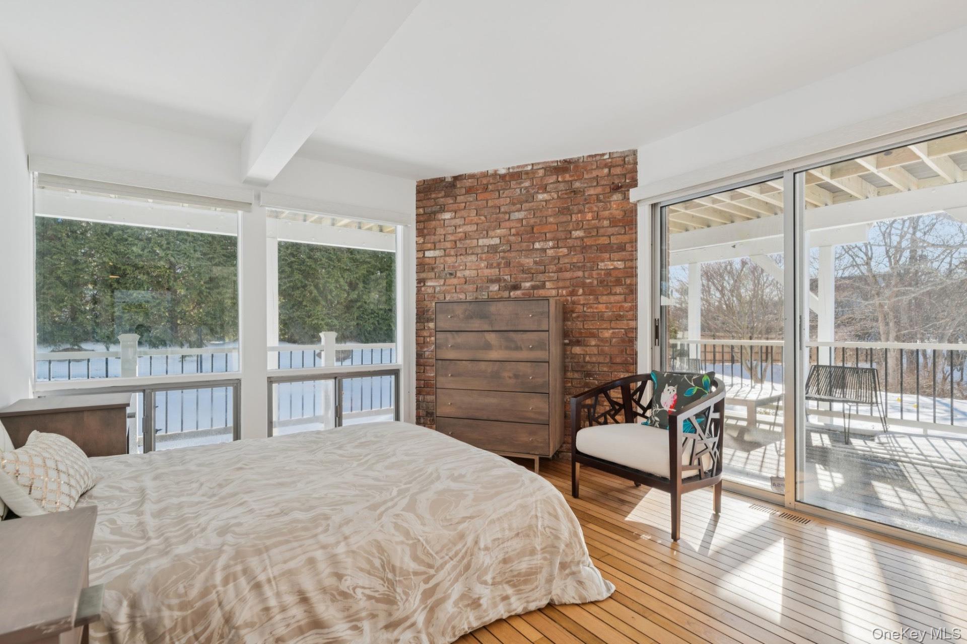 Single Family Tara Road  Suffolk County, NY 11954, MLS-1047183-14
