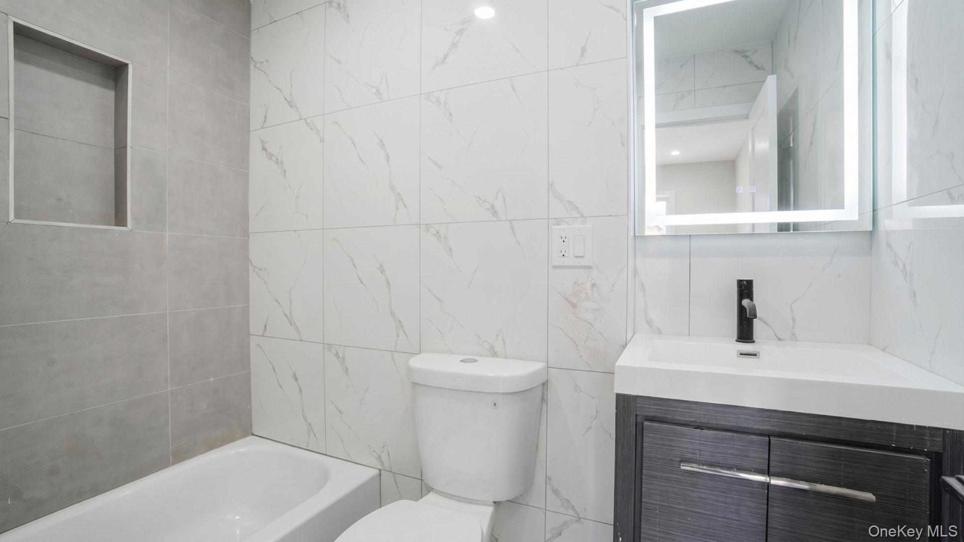 Single Family E 211th Street Bronx, NY 10469, MLS-1047191-21
