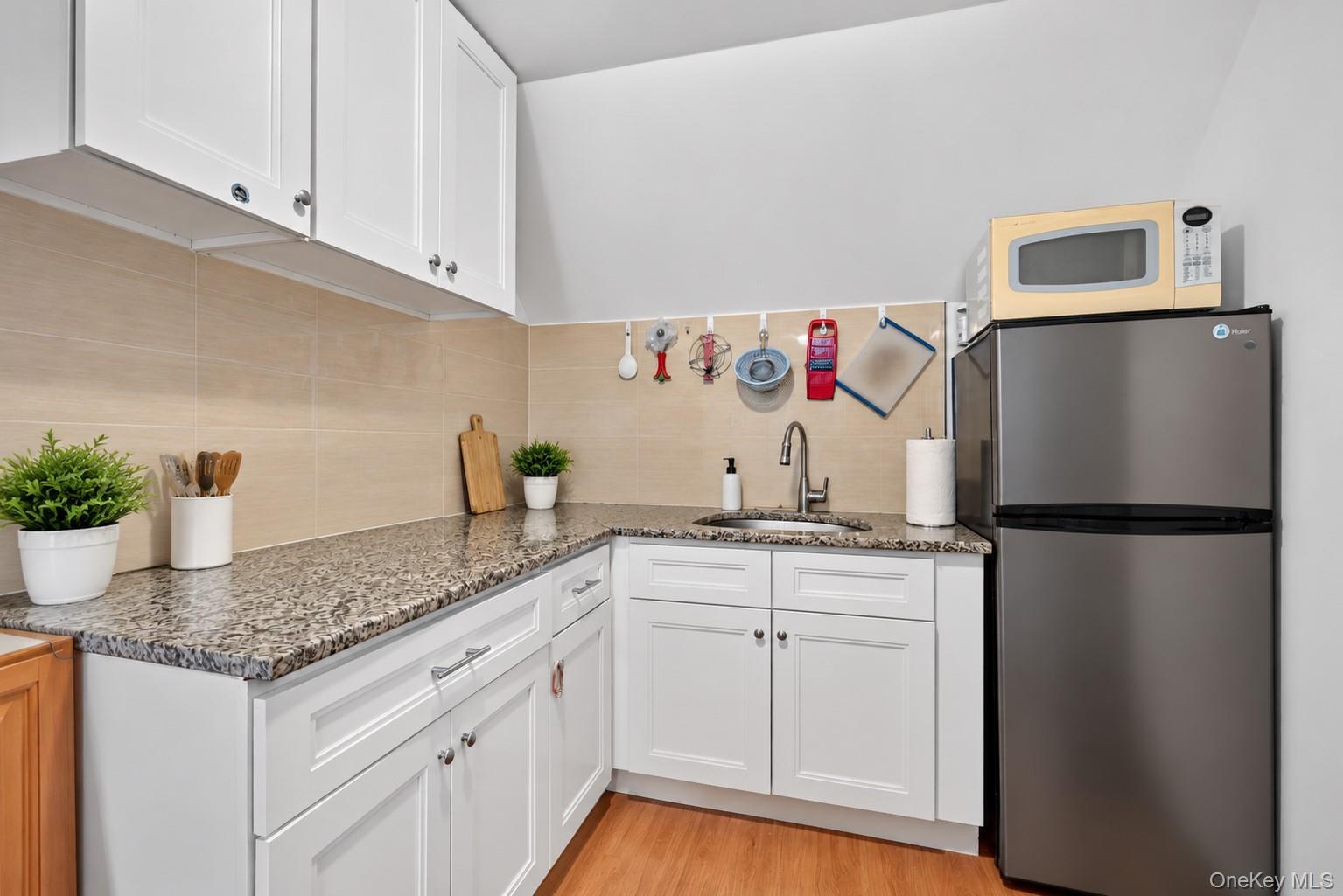 Single Family 210th Street Queens, NY 11364, MLS-1047192-15