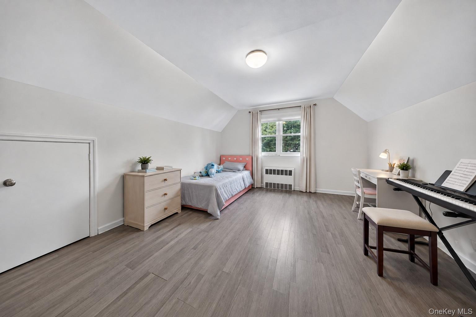 Single Family 210th Street Queens, NY 11364, MLS-1047192-16