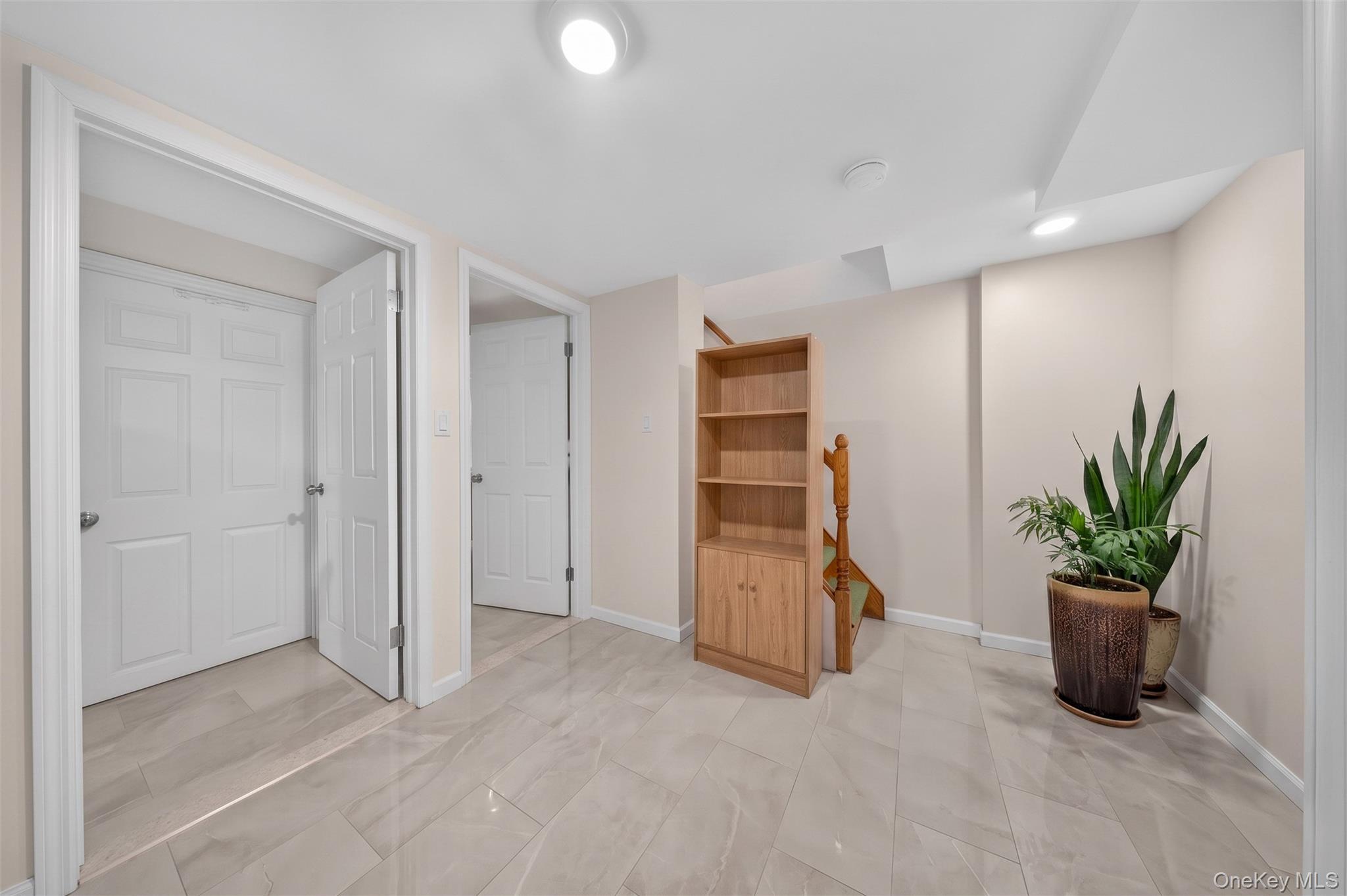 Single Family 210th Street Queens, NY 11364, MLS-1047192-19