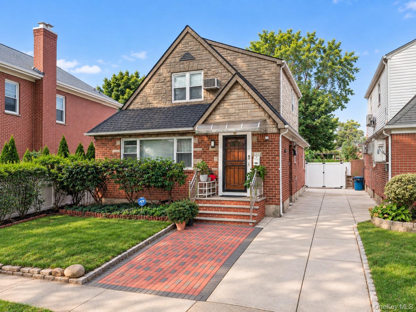 Single Family 210th Street Queens, NY 11364, MLS-1047192-2