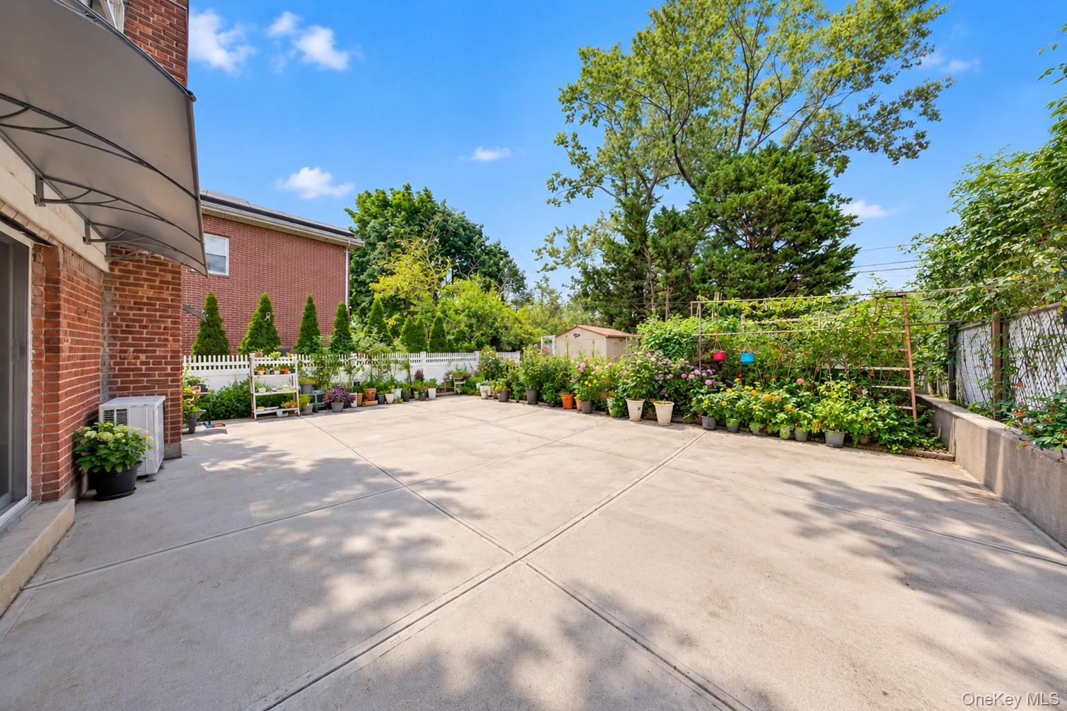 Single Family 210th Street Queens, NY 11364, MLS-1047192-25