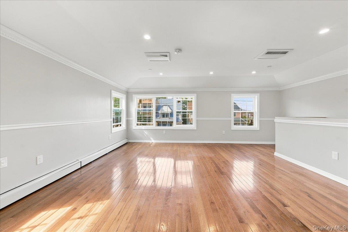 Single Family 117th Road  Queens, NY 11412, MLS-1047194-6