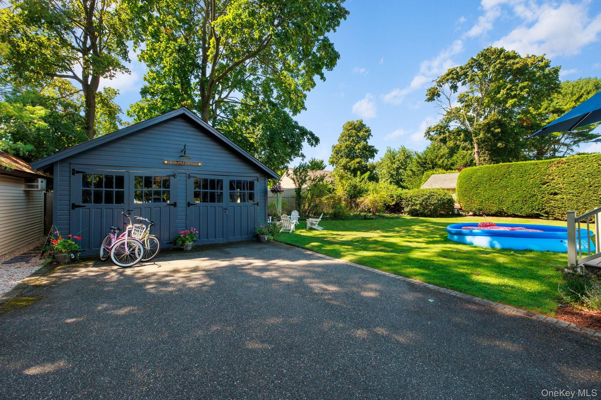 Single Family Robbins Avenue Suffolk County, NY 11701, MLS-1047195-28