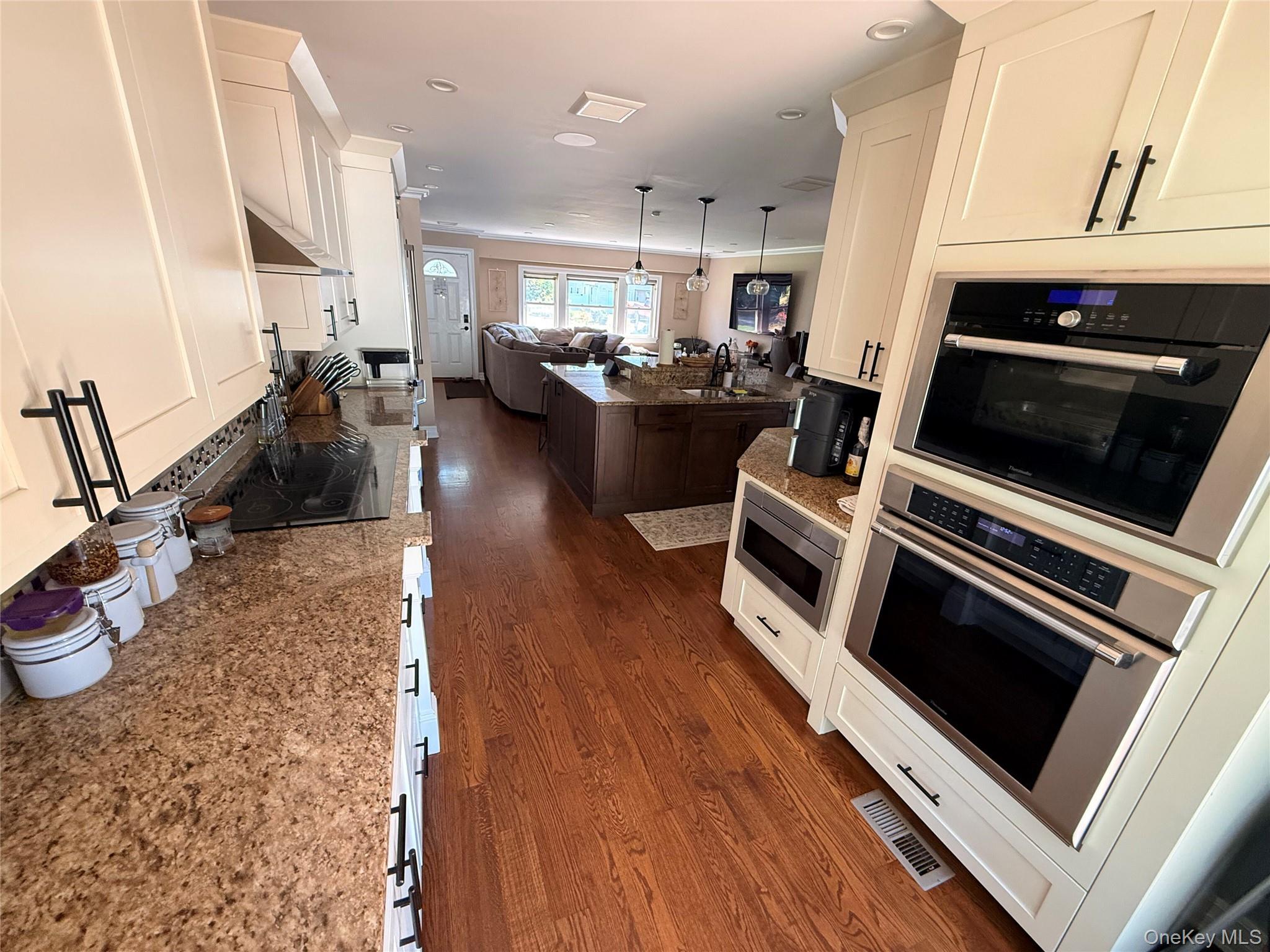 Single Family Ranch Drive Suffolk County, NY 11967, MLS-1047205-17