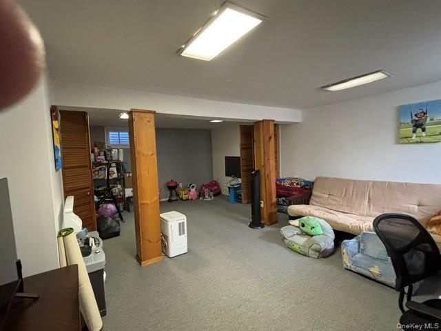 Single Family Federal Lane Suffolk County, NY 11727, MLS-1047222-13