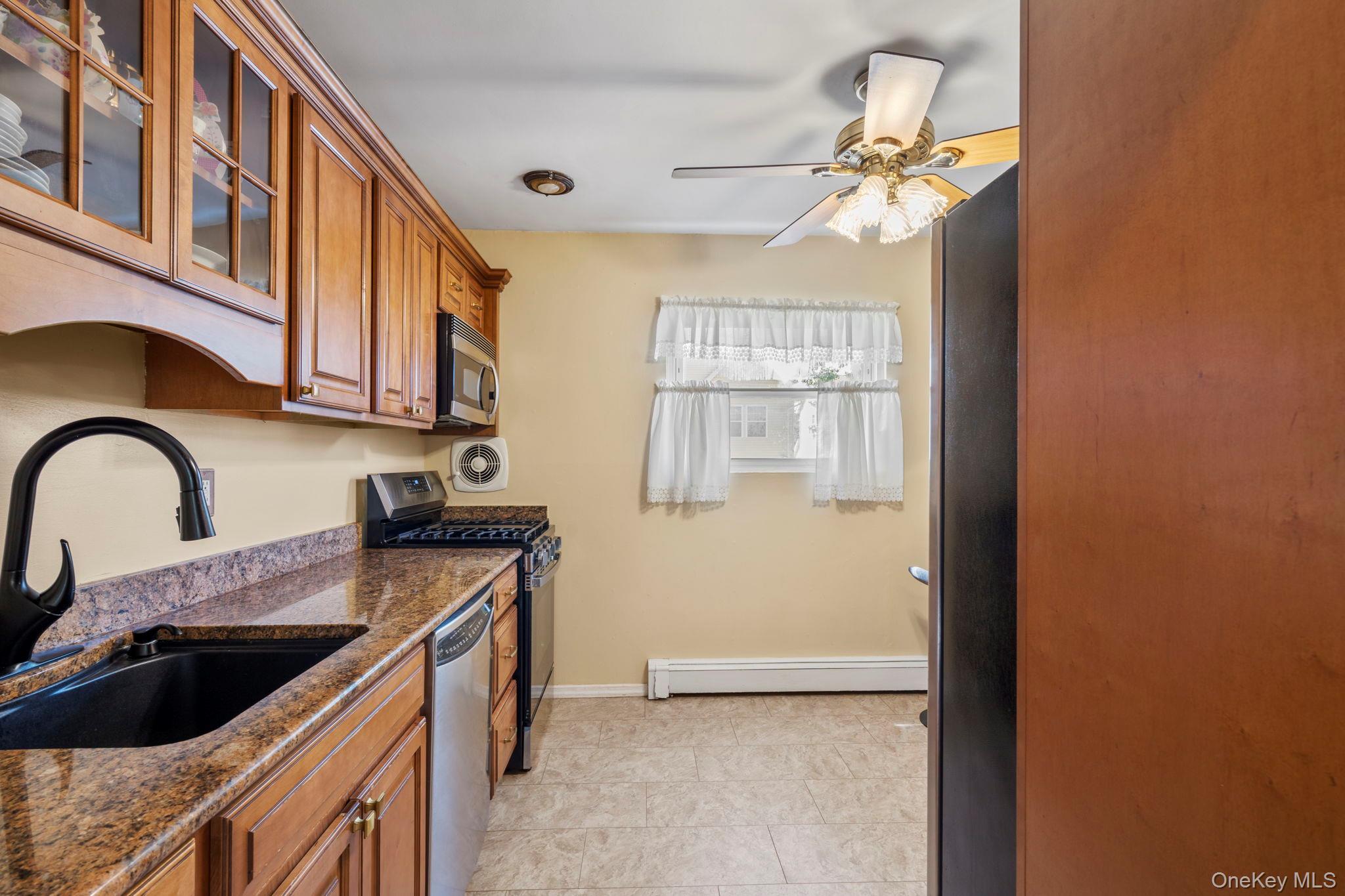 Single Family Brooklyn Avenue Nassau County, NY 11575, MLS-1047228-10