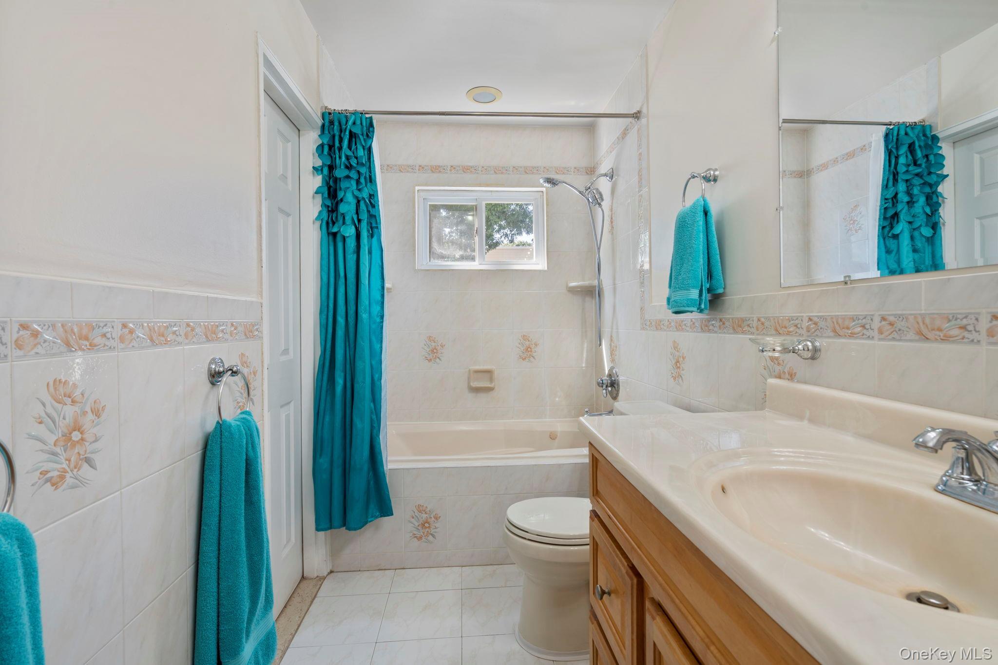 Single Family Brooklyn Avenue Nassau County, NY 11575, MLS-1047228-15