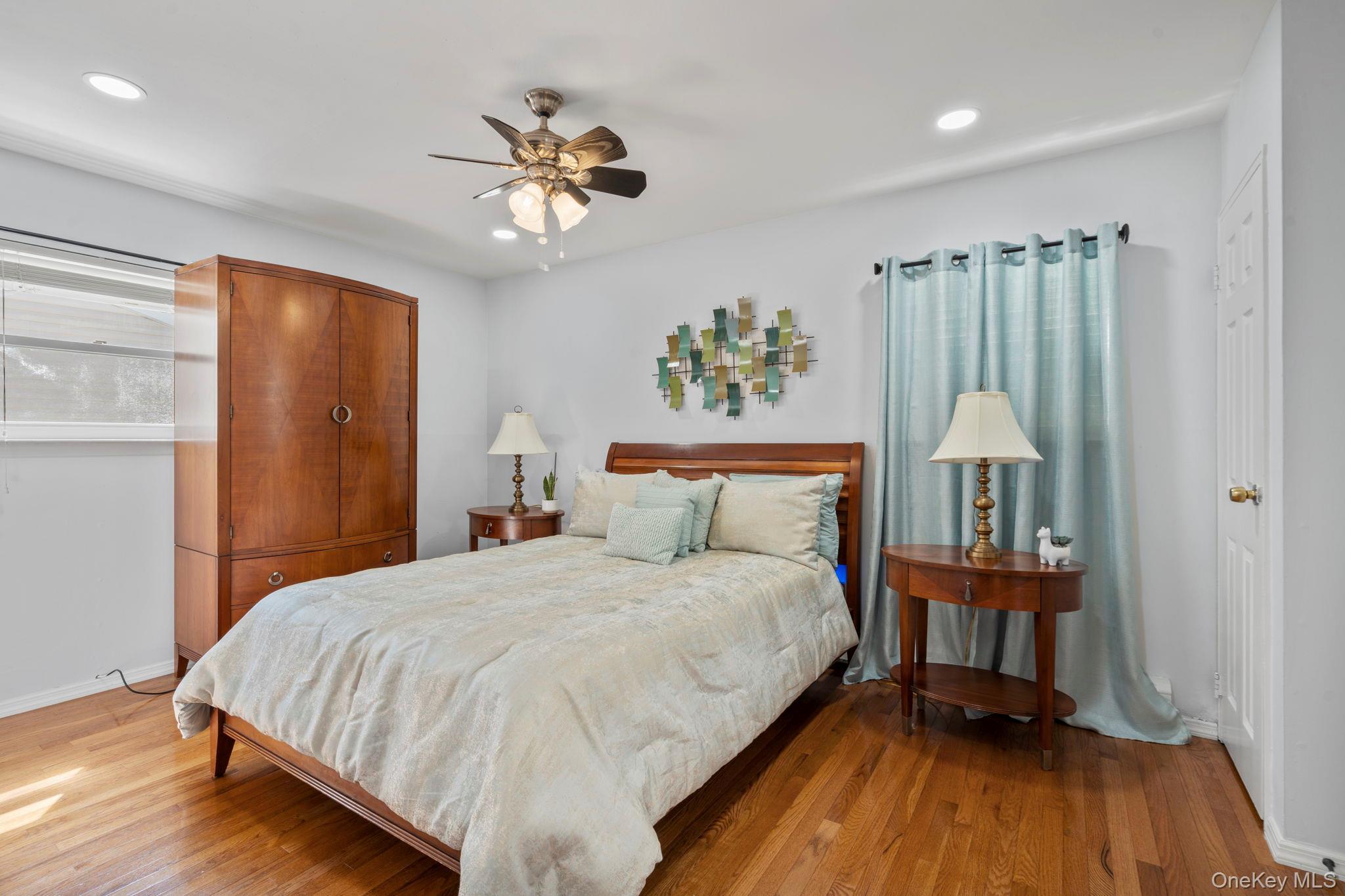 Single Family Brooklyn Avenue Nassau County, NY 11575, MLS-1047228-16