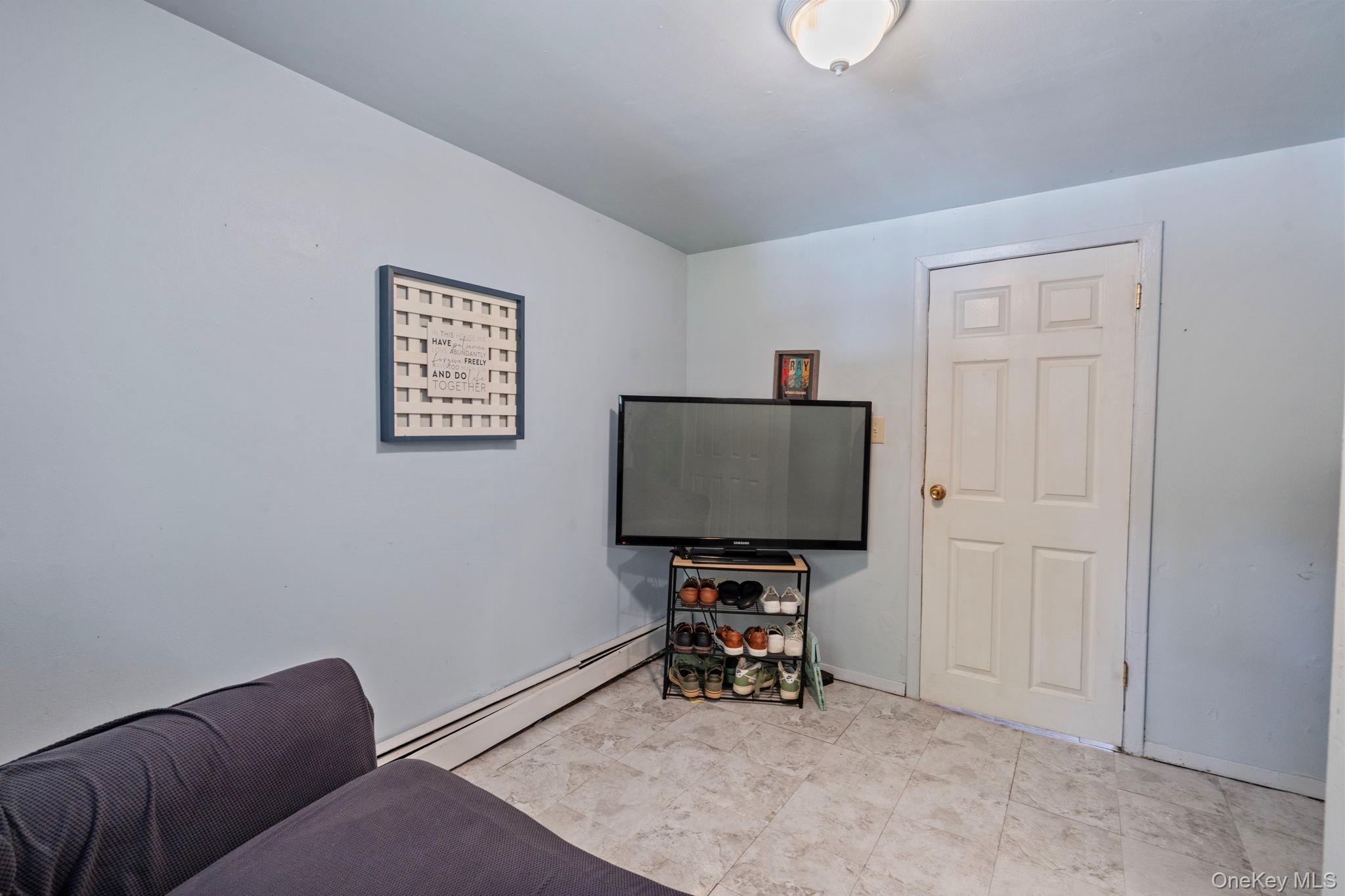Single Family Brooklyn Avenue Nassau County, NY 11575, MLS-1047228-24