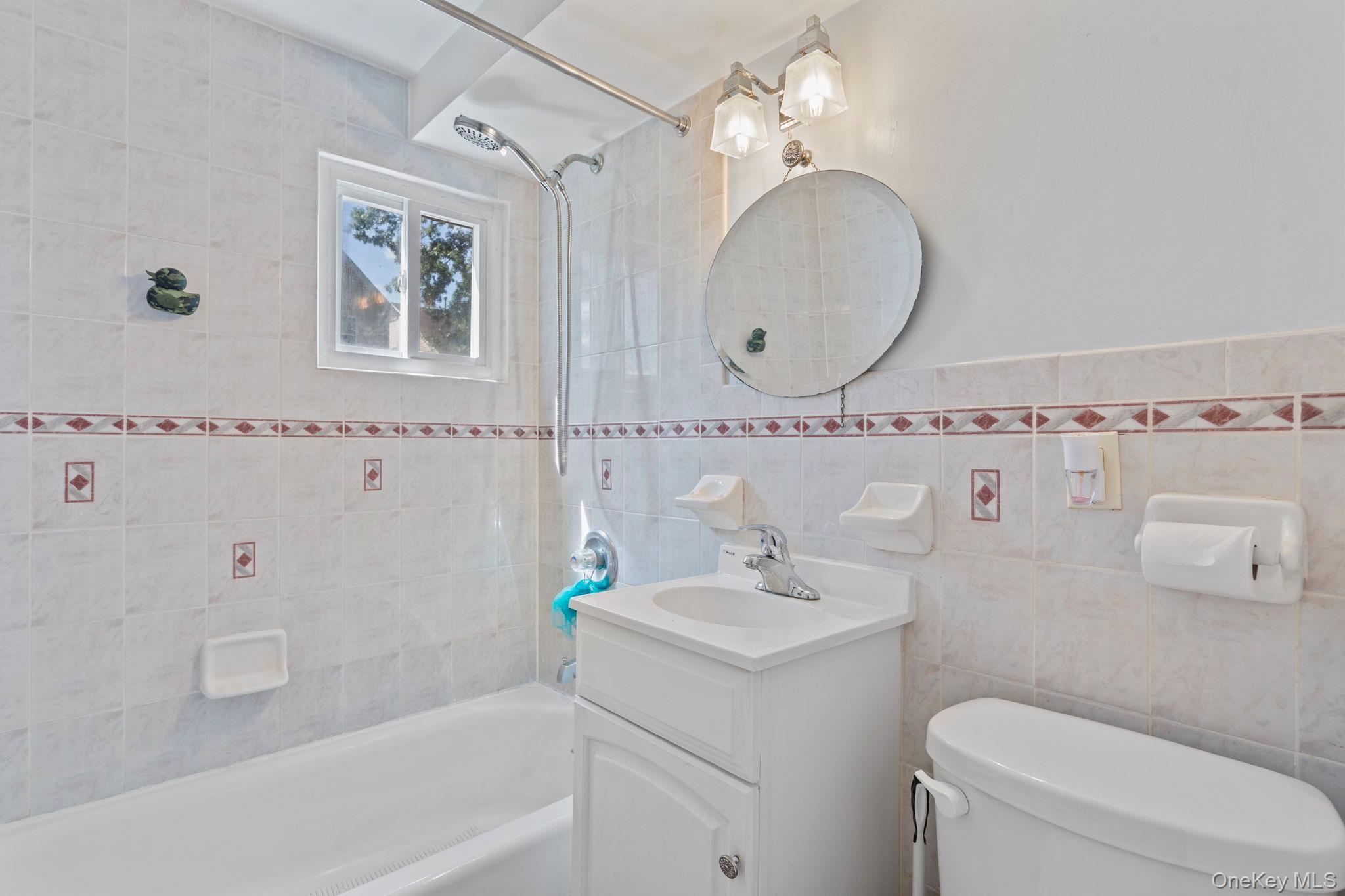 Single Family Brooklyn Avenue Nassau County, NY 11575, MLS-1047228-25