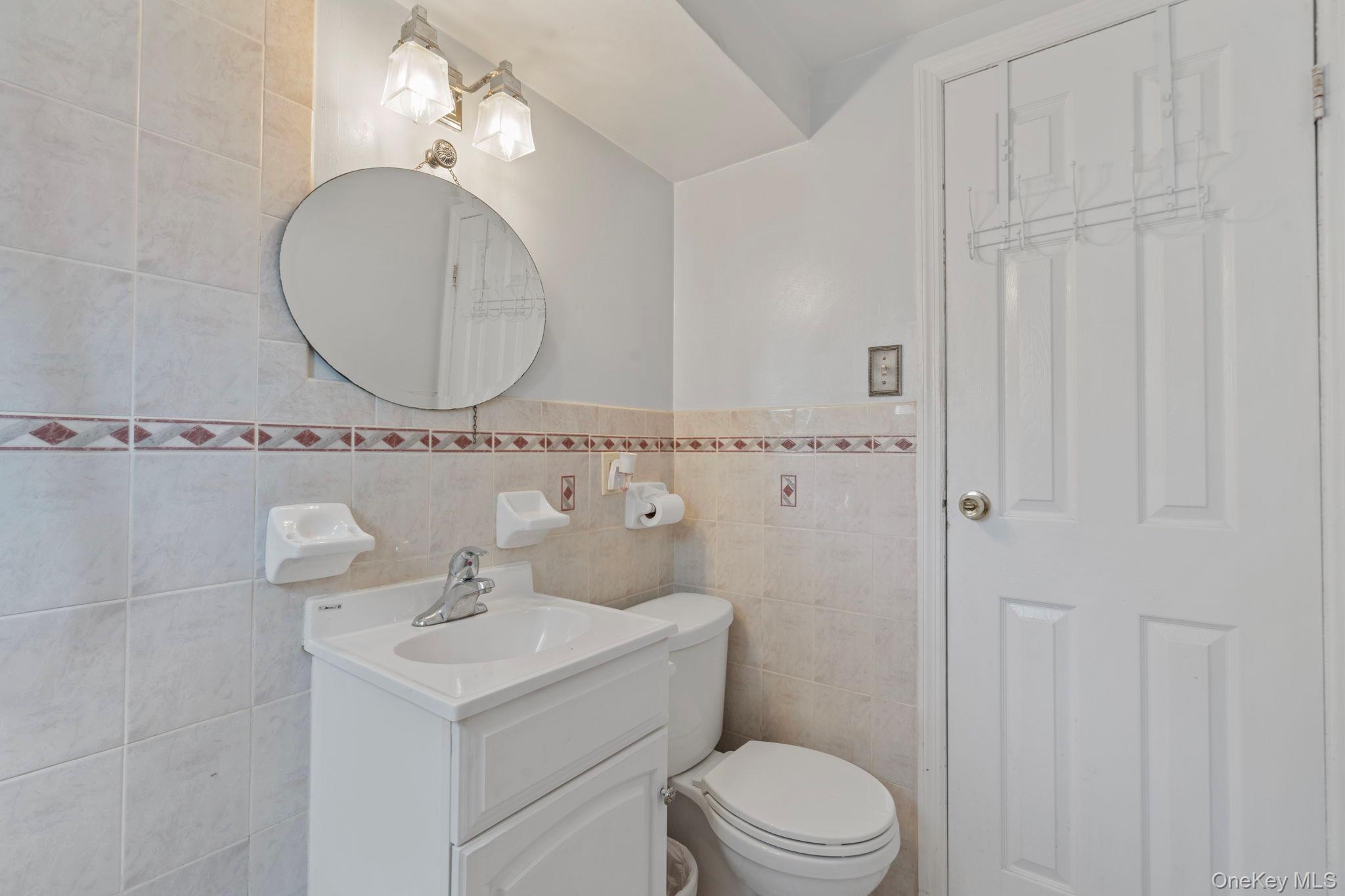Single Family Brooklyn Avenue Nassau County, NY 11575, MLS-1047228-26