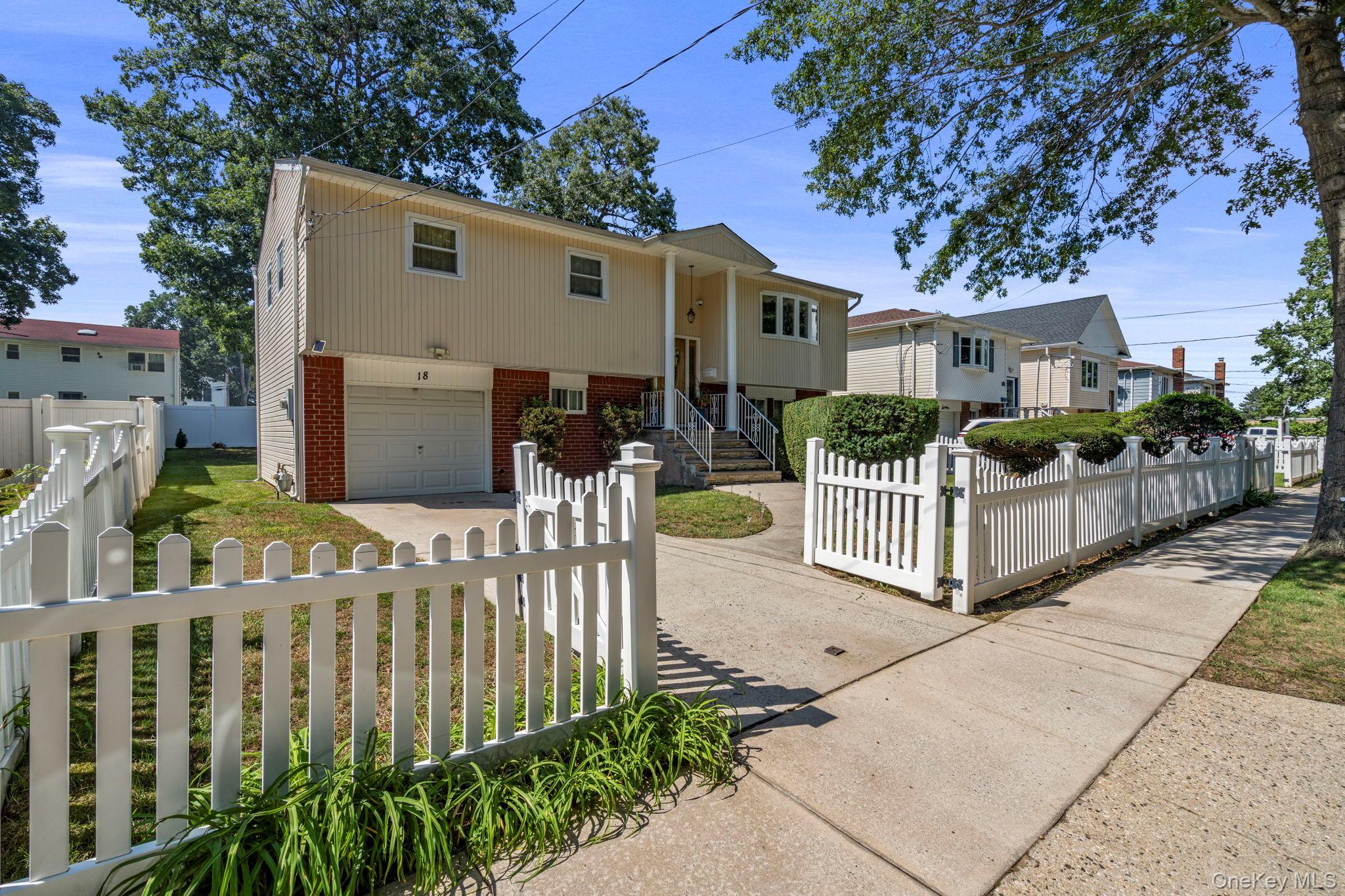 Single Family Brooklyn Avenue Nassau County, NY 11575, MLS-1047228-3