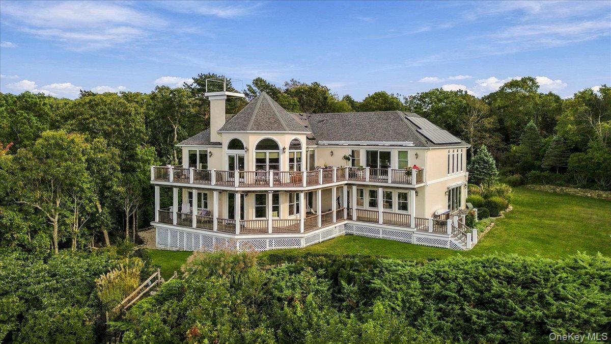 Single Family Sound Avenue  Suffolk County, NY 11901, MLS-1047229-4